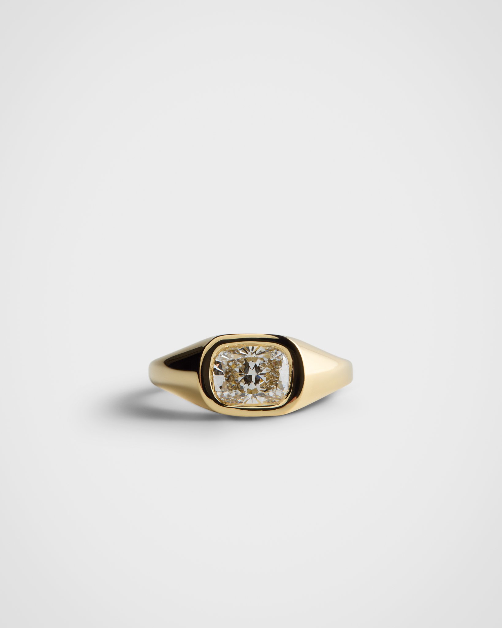 IGNIS RING - CUSHION CUT