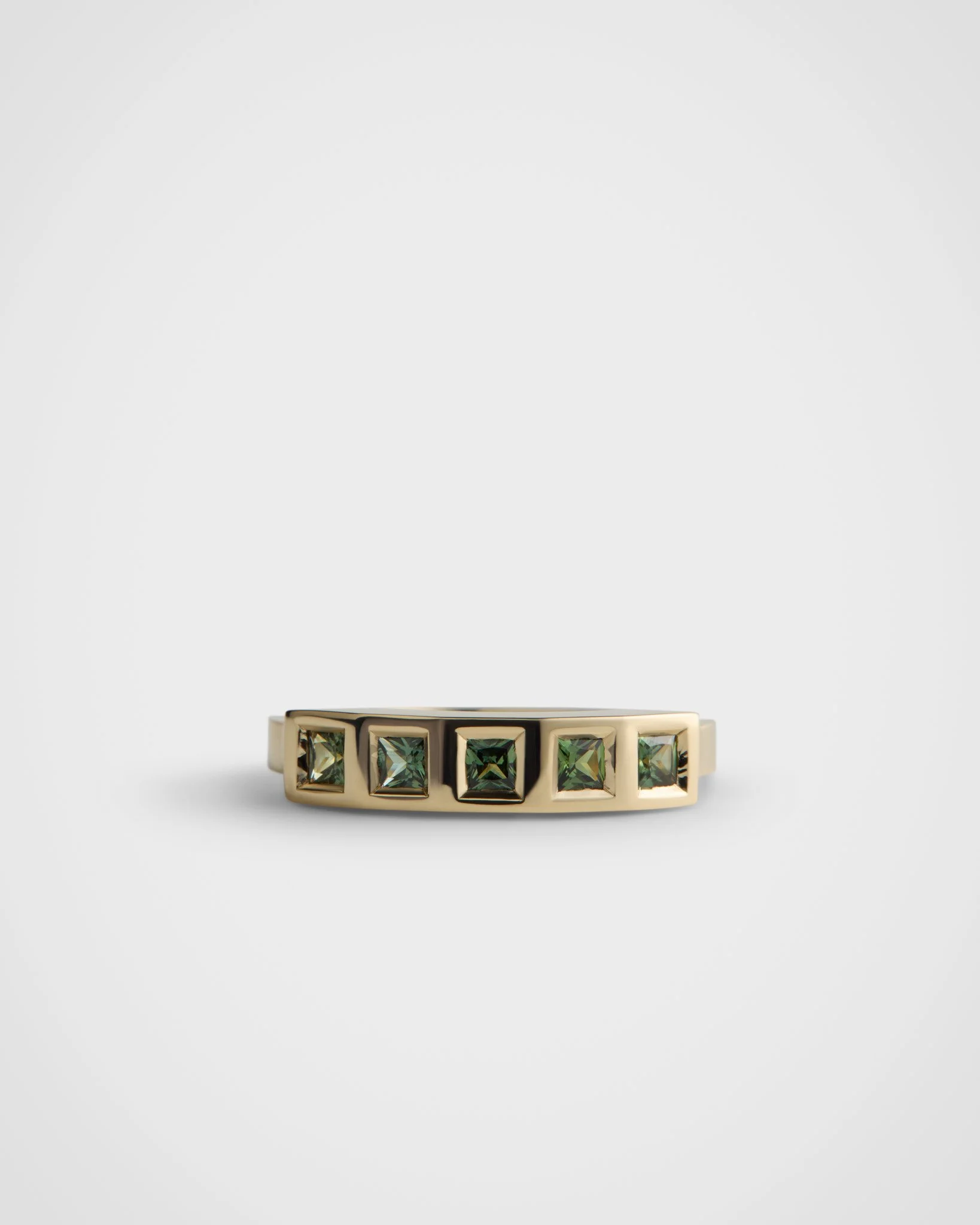 GEORGIA RING - GREEN SAPPHIRE