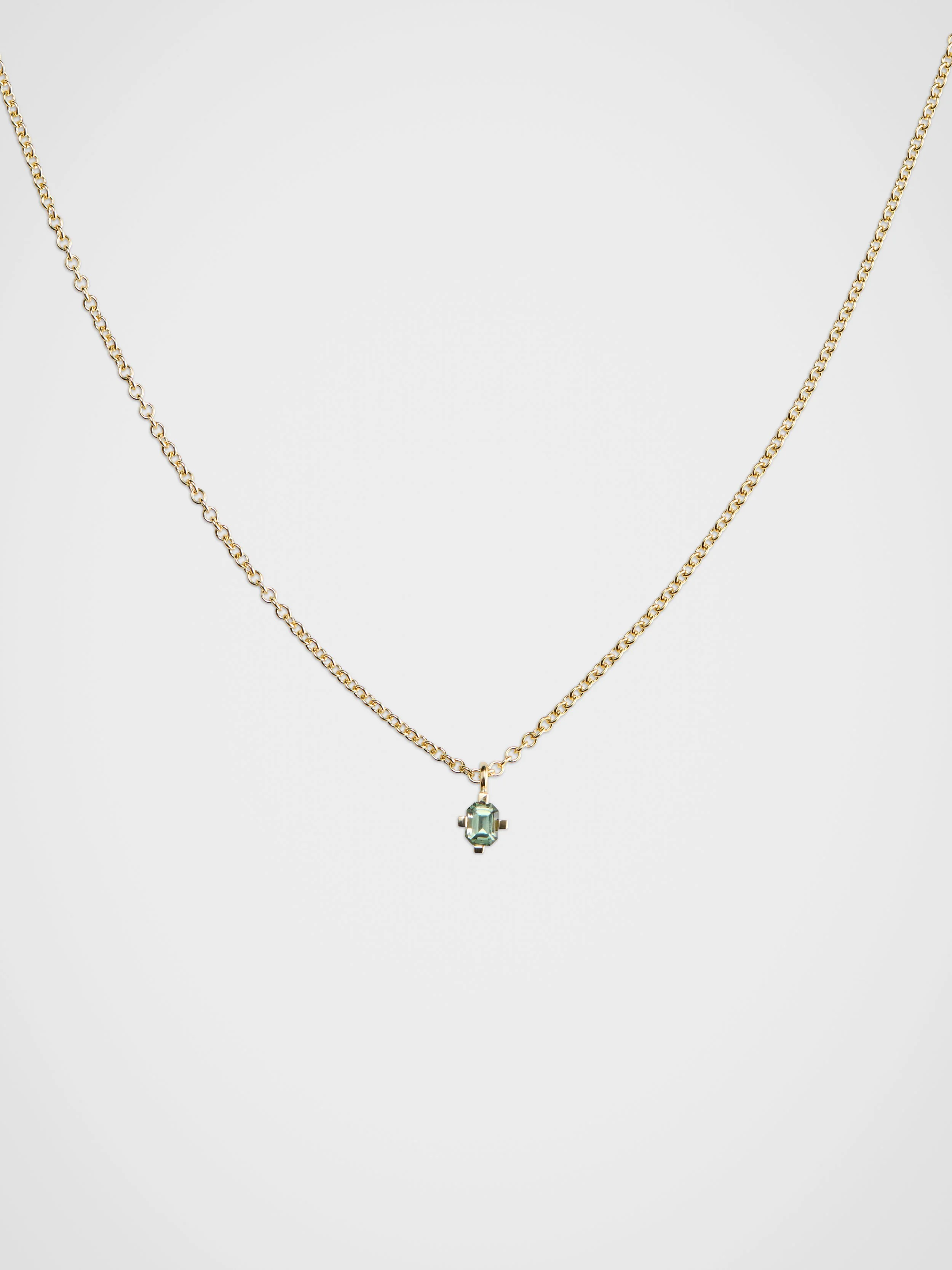 RIAD NECKLACE - GREEN SAPPHIRE