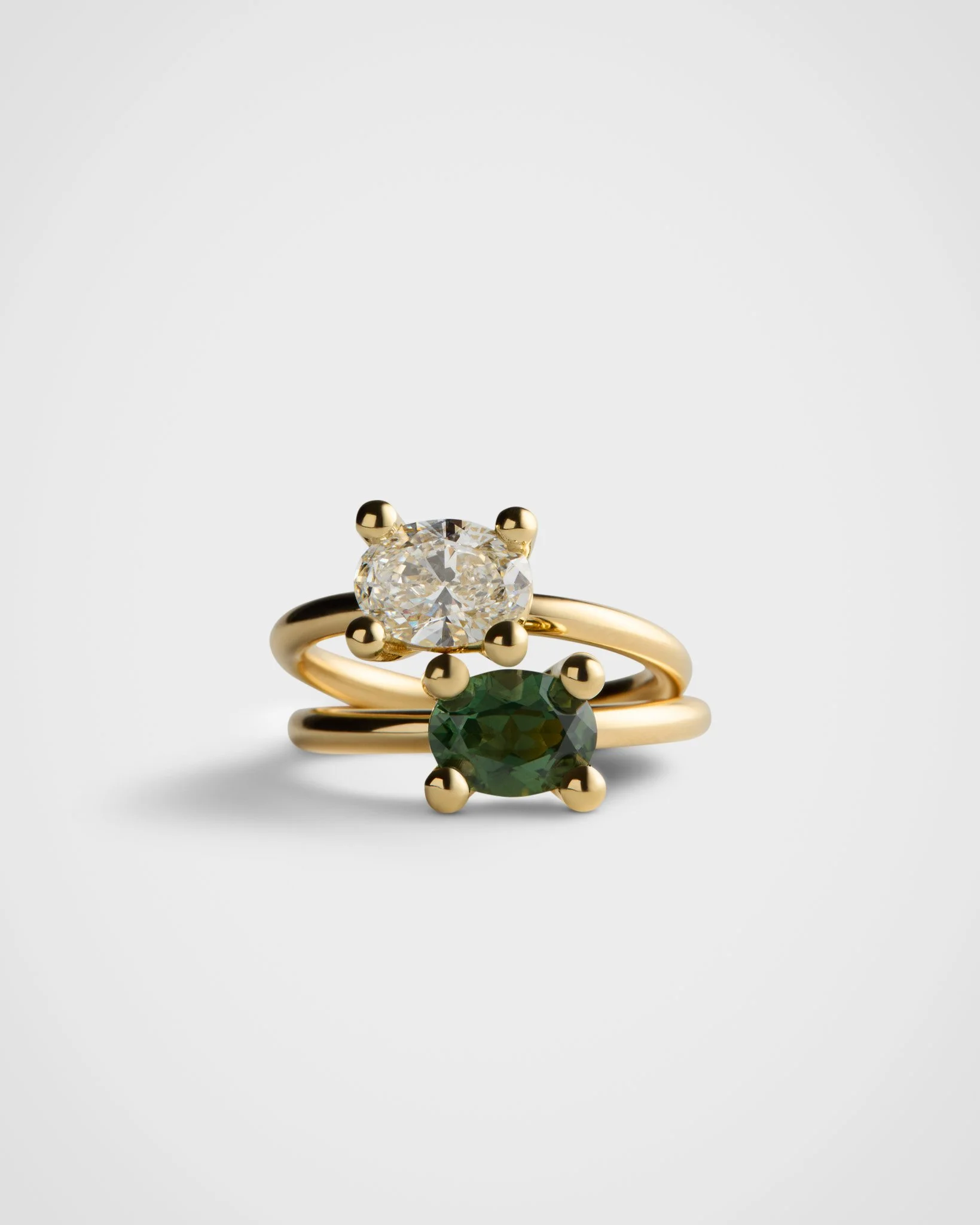MITIS OVAL GREEN_MITIS OVAL WHITE DIA.jpg