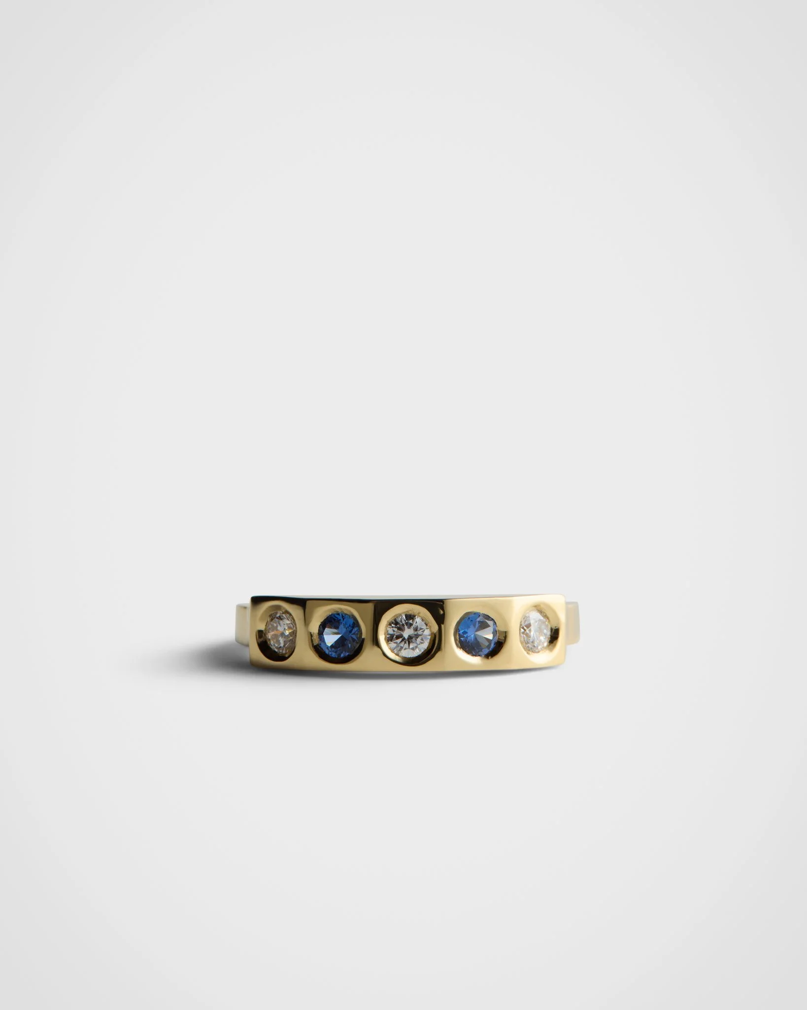 GEORGIA RING - DIAMONDS & BLUE SAPPHIRE