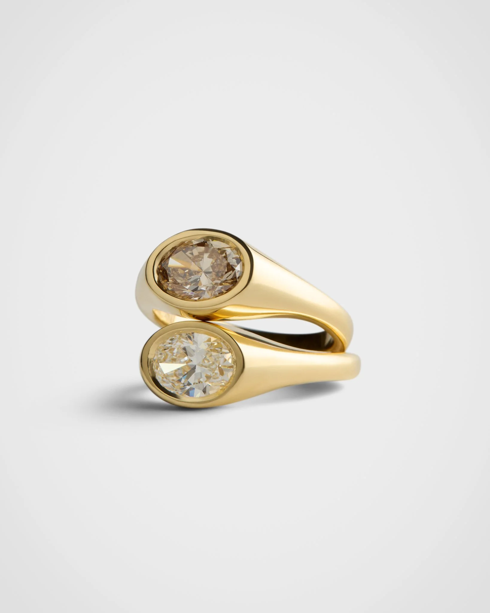 IGNIS OVAL COGNAC_IGNIS OVAL DIAMOND.jpg