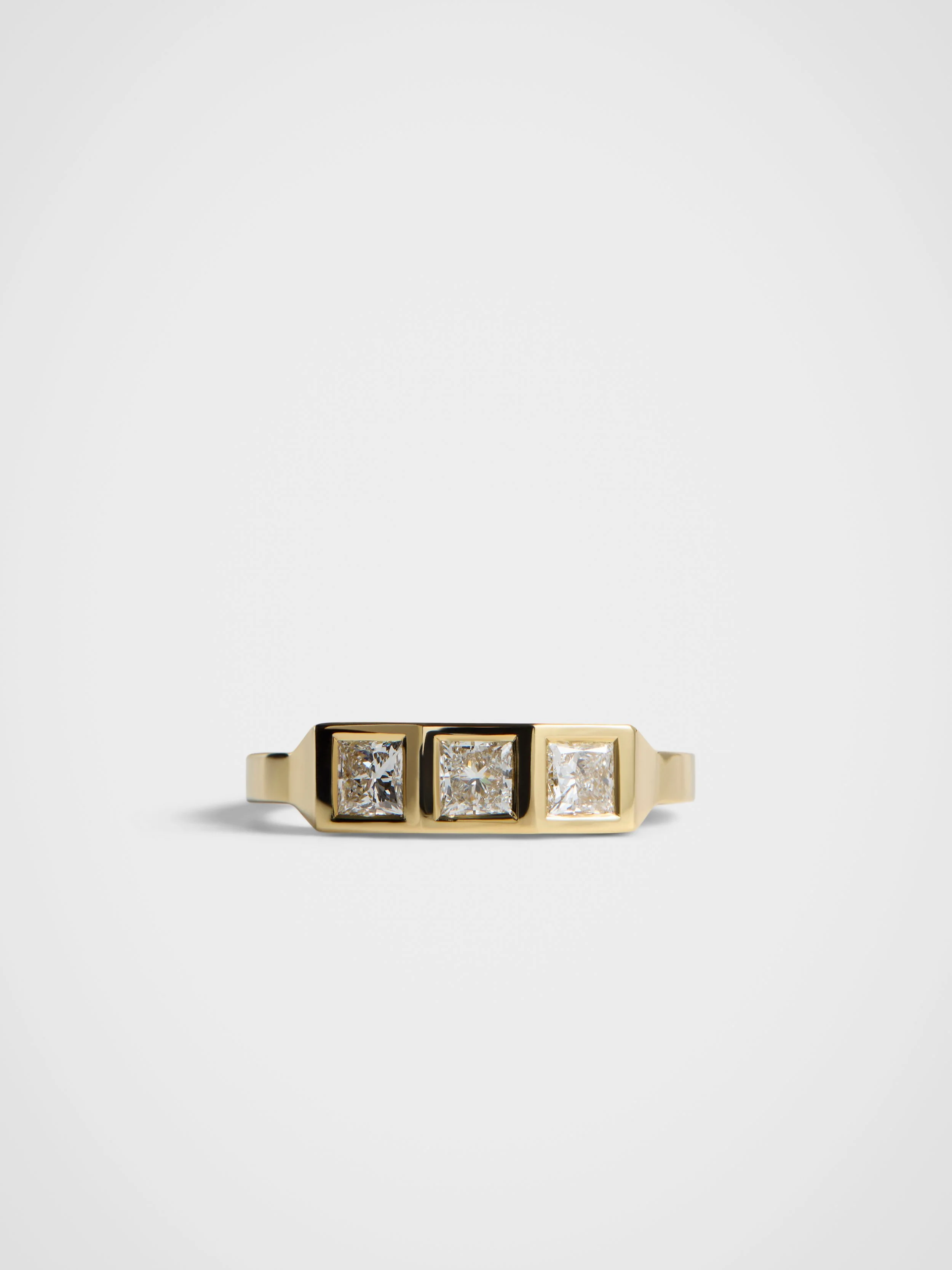 LAURA RING - PRINCESS CUT