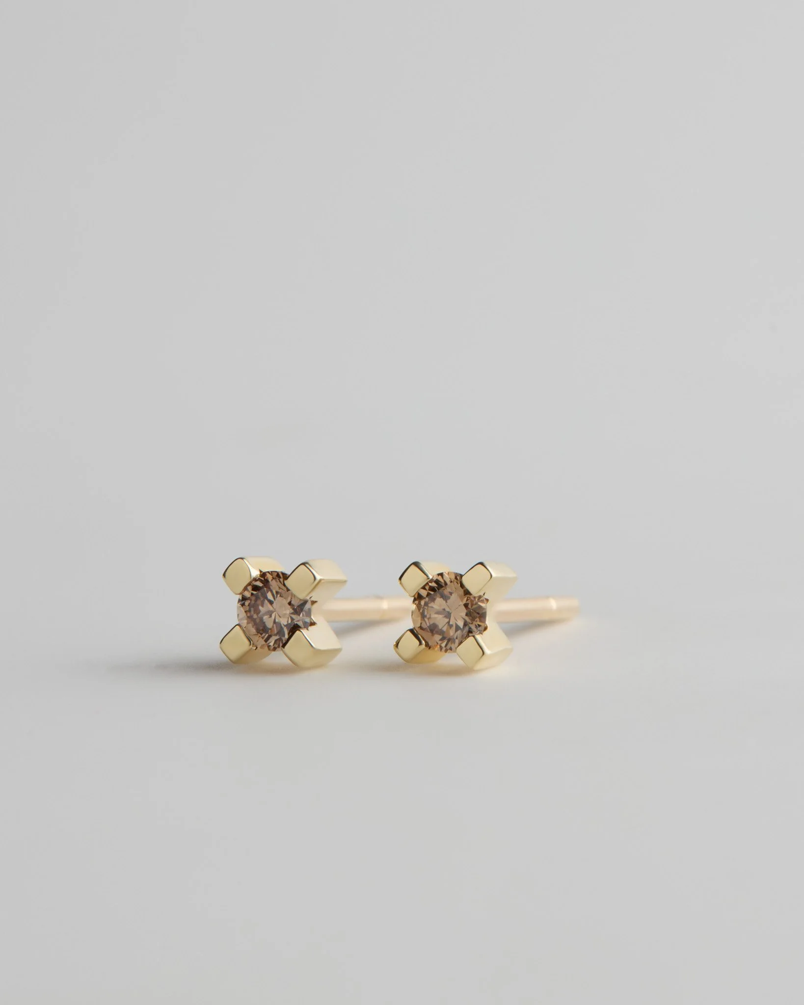 AUDREY STUD COGNAC_SIDE.jpg