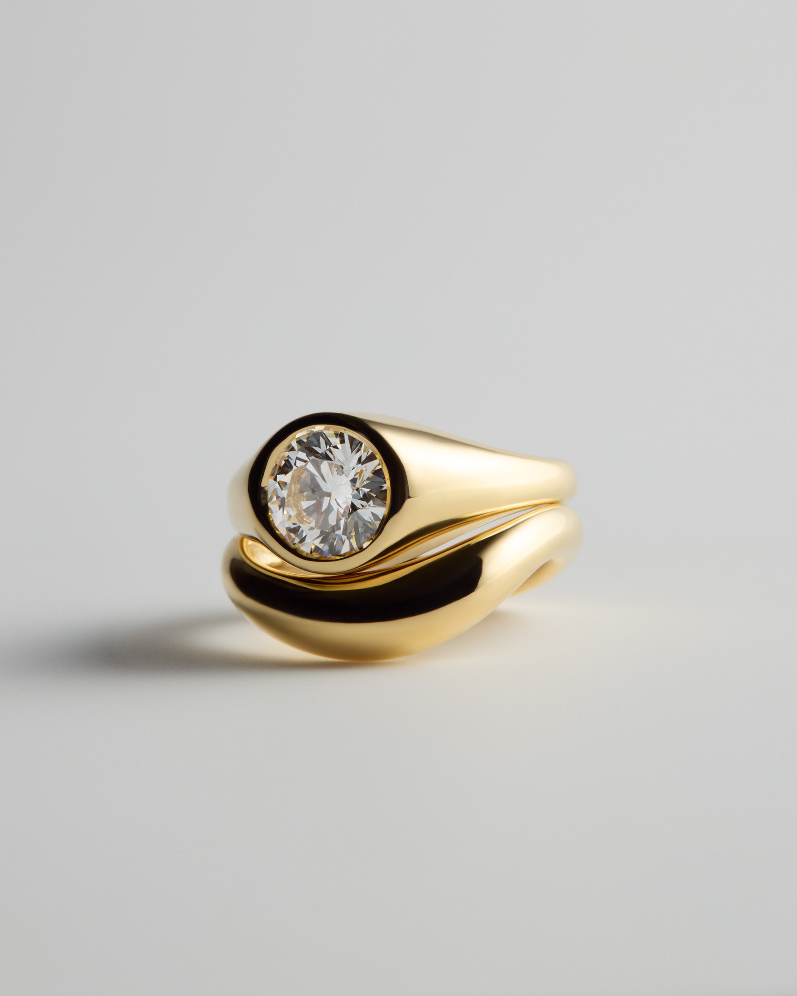IGNIS ROUND_DROP RING.jpg