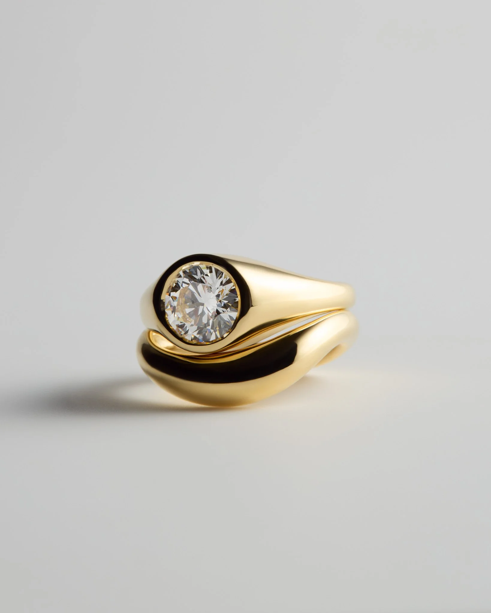 IGNIS ROUND_DROP RING.jpg