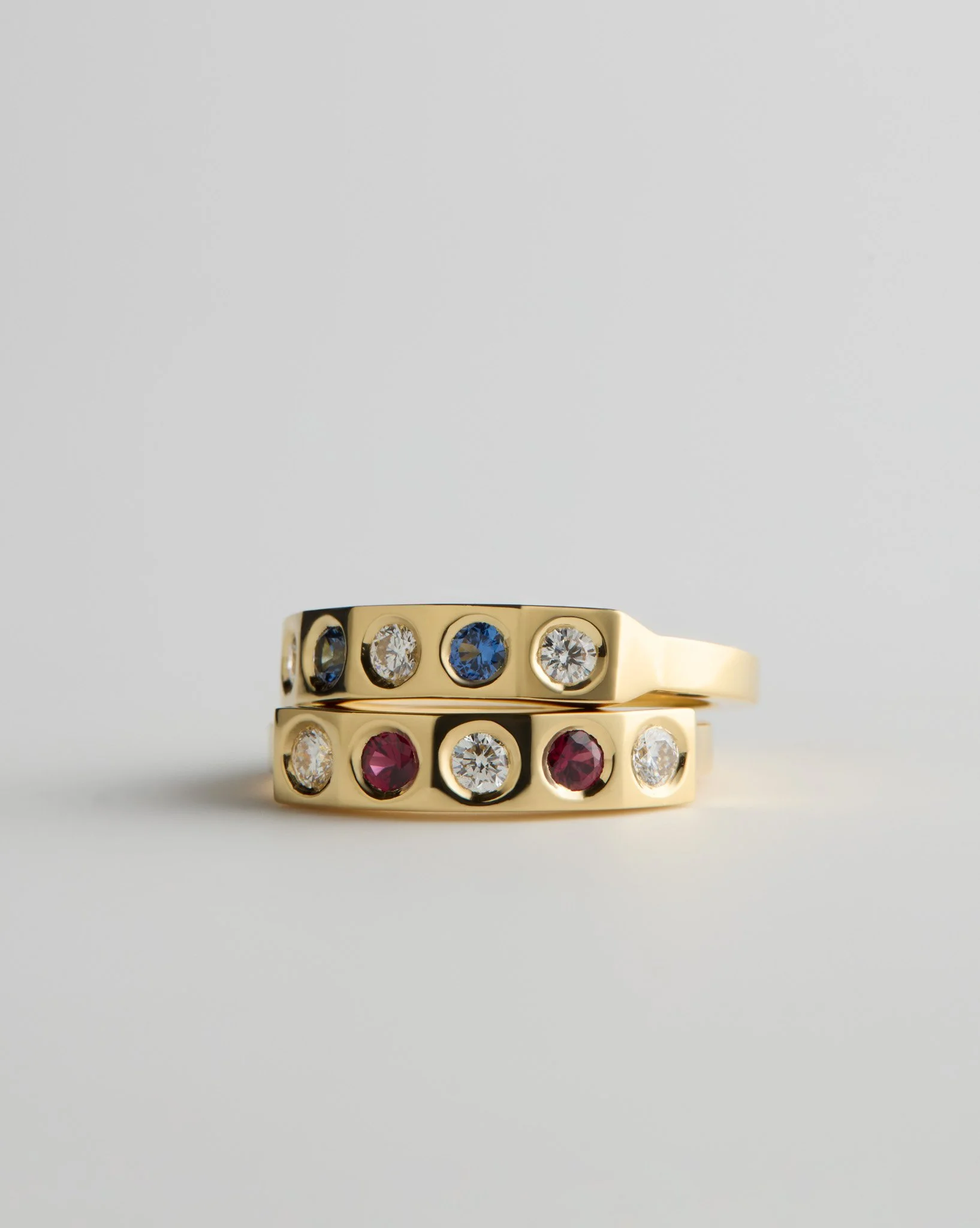 GEORGIA ROUND RED & BLUE.jpg