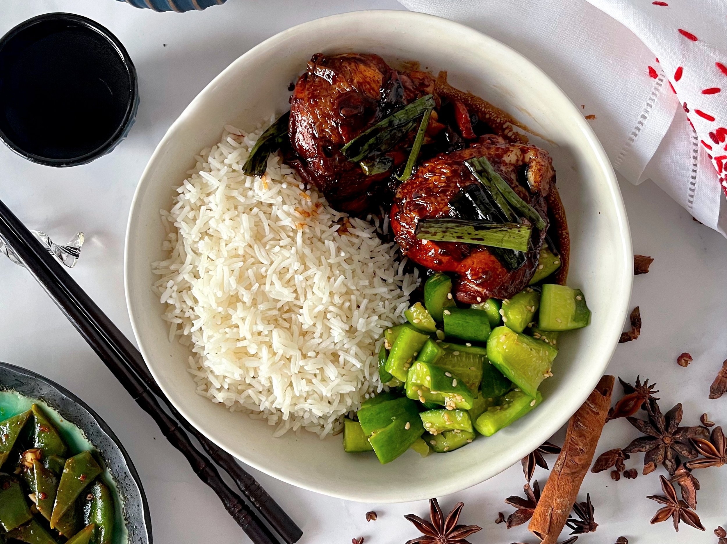 Poulet braisé au soja et vinaigre de riz noir