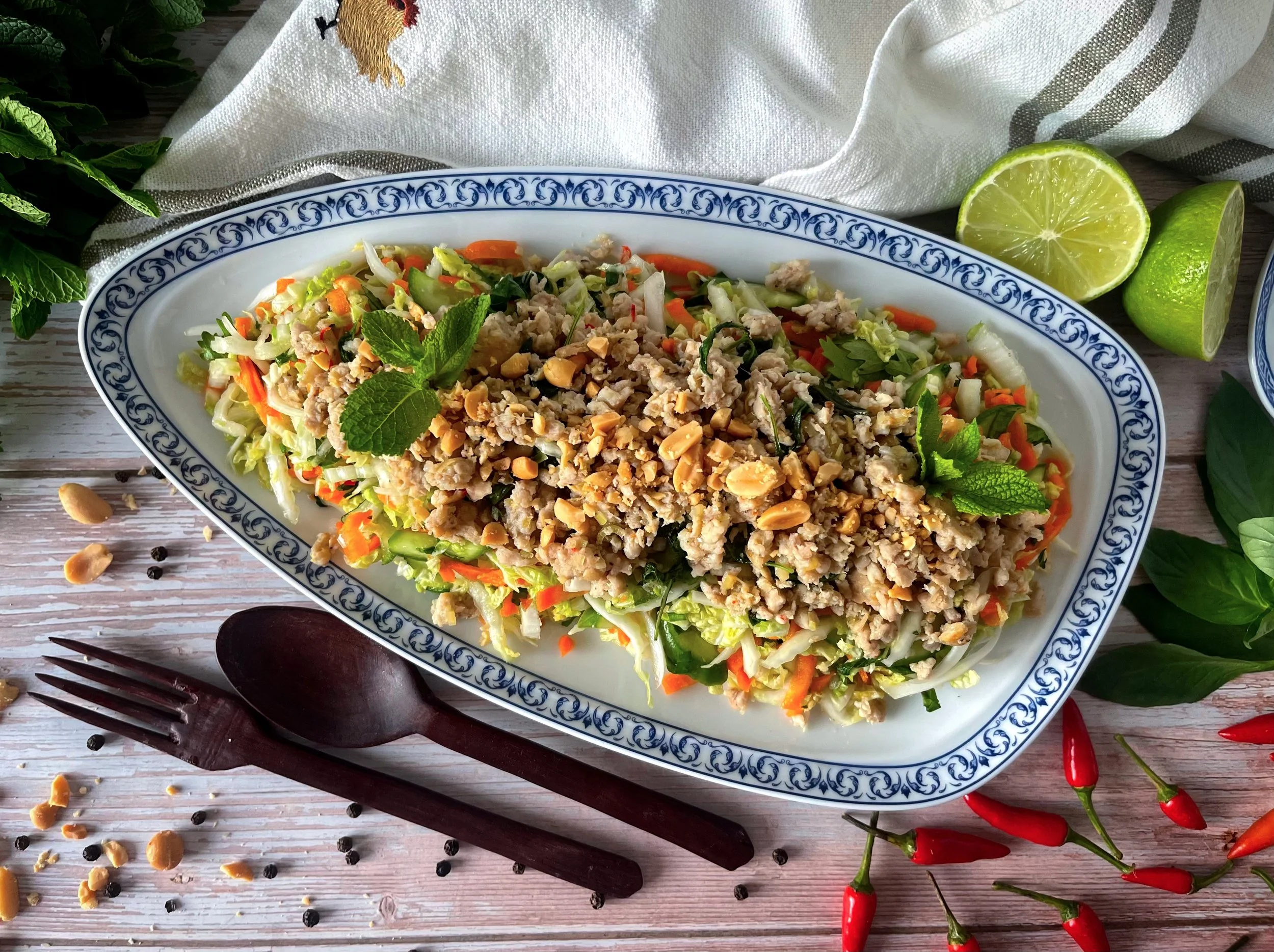 Laab Kai – Salade thaïe au poulet haché