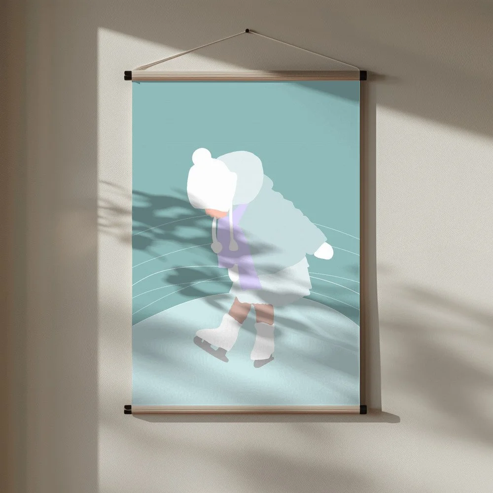 Kinderillustration von Liv, wie sie erste Schritte auf dem Eis macht. Pastell-Kunstdruck fürs Kinderzimmer.