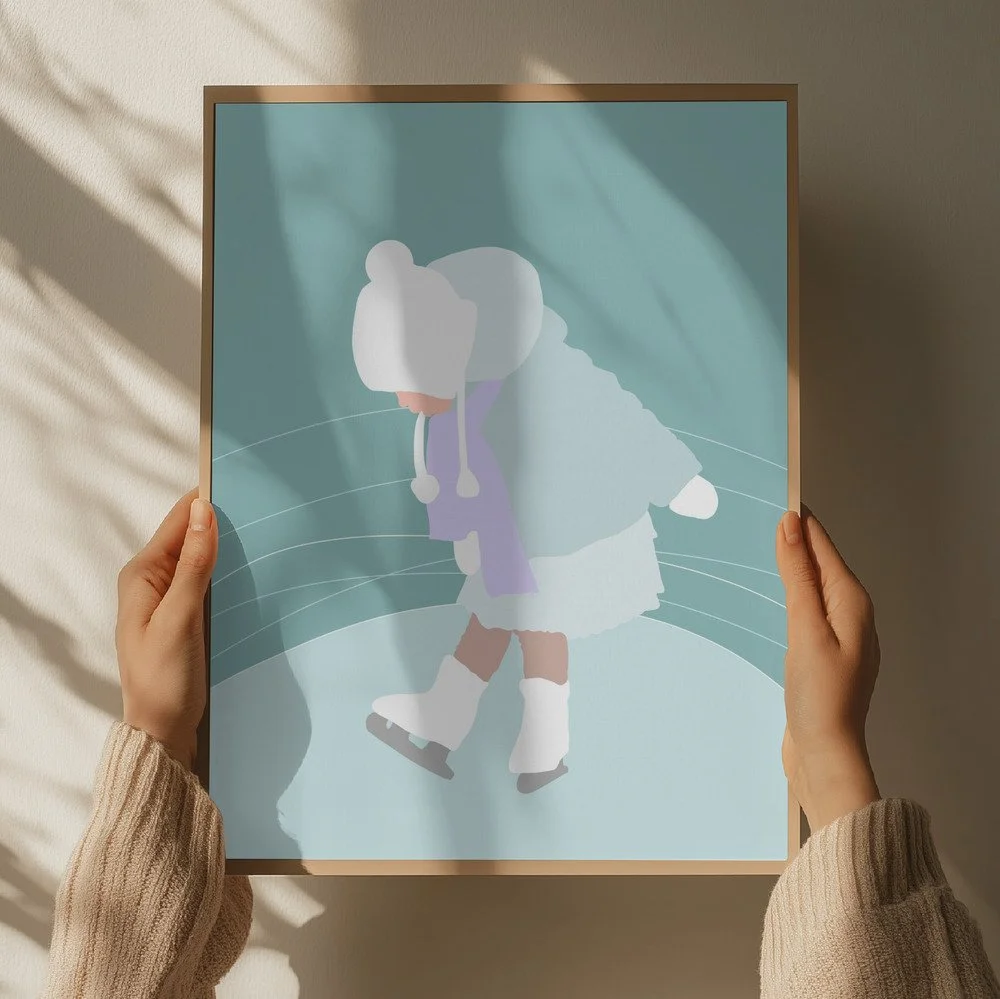 Kinderillustration von Liv, wie sie erste Schritte auf dem Eis macht. Pastell-Kunstdruck fürs Kinderzimmer.