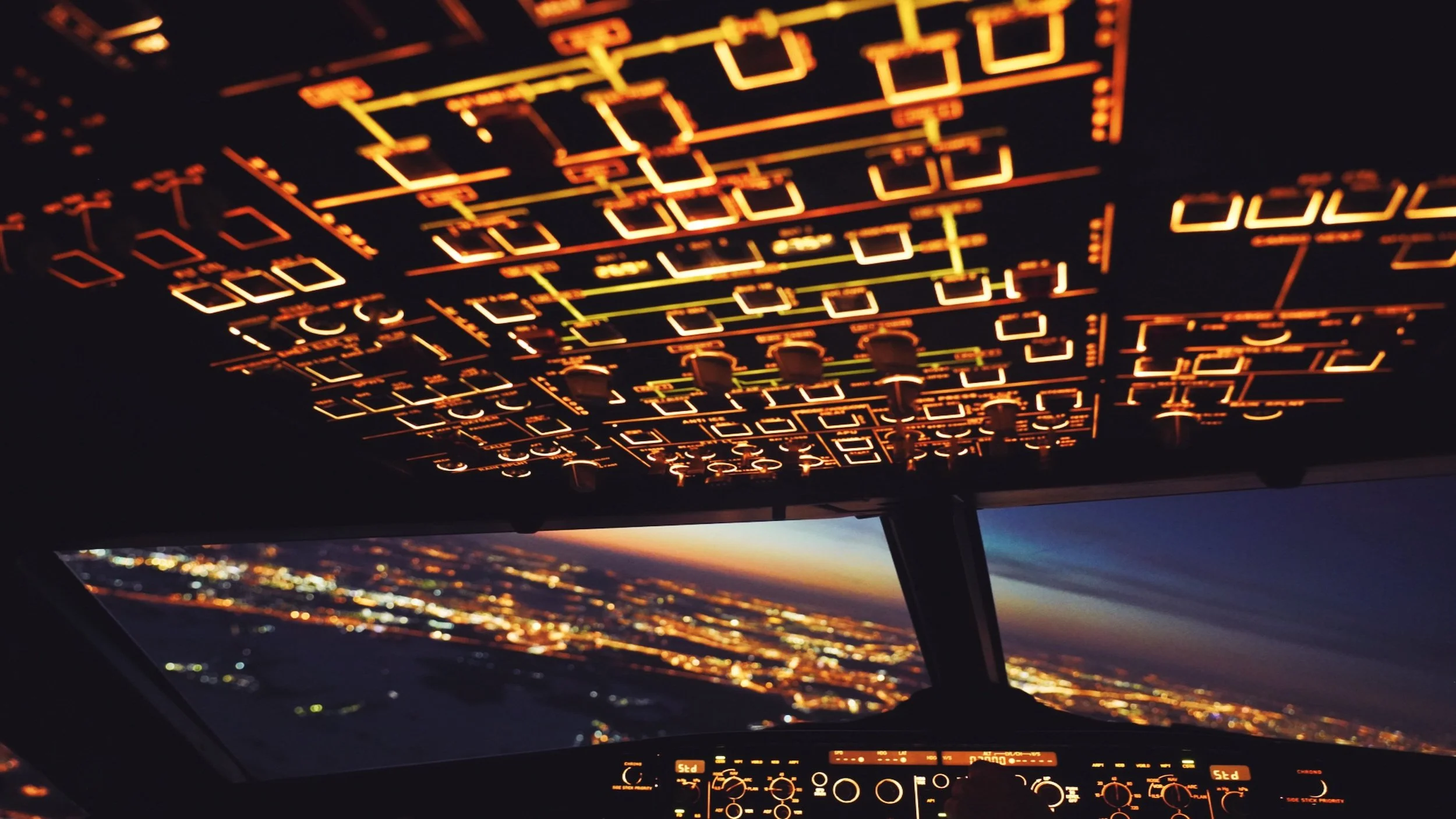 aviation-cockpit-view-sunset-epic-photography-by-dario-caduff.jpeg