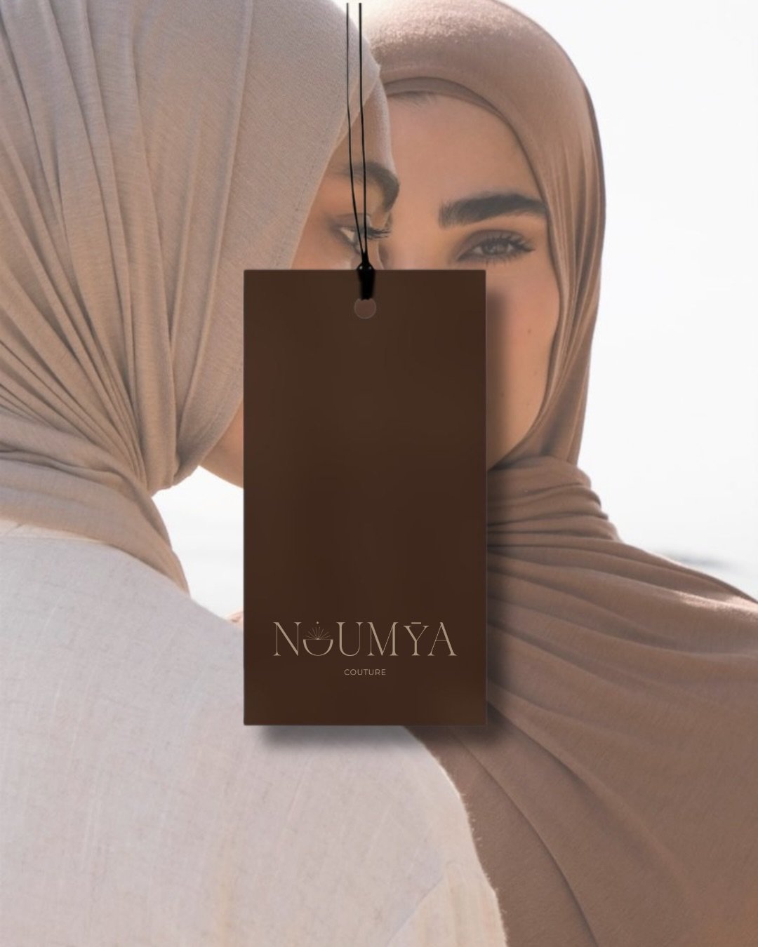 R&eacute;alisation du branding pour la marque Noumya couture ✨

Pour cette marque, l&rsquo;objectif &eacute;tait de traduire le savoir-faire artisanal et l&rsquo;&eacute;l&eacute;gance intemporelle &agrave; travers un univers graphique &eacute;pur&ea