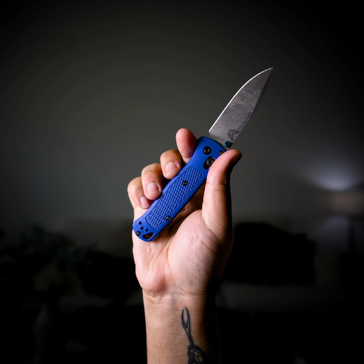 While the @benchmadeknifecompany Bugout is pricey, you can&rsquo;t deny that it&rsquo;s a solid knife. When you take into account the warranty, I&rsquo;d definitely consider it a buy-it-for-life blade!
.
.
.
#everydaycarry #edc #edgear #everydaycarry