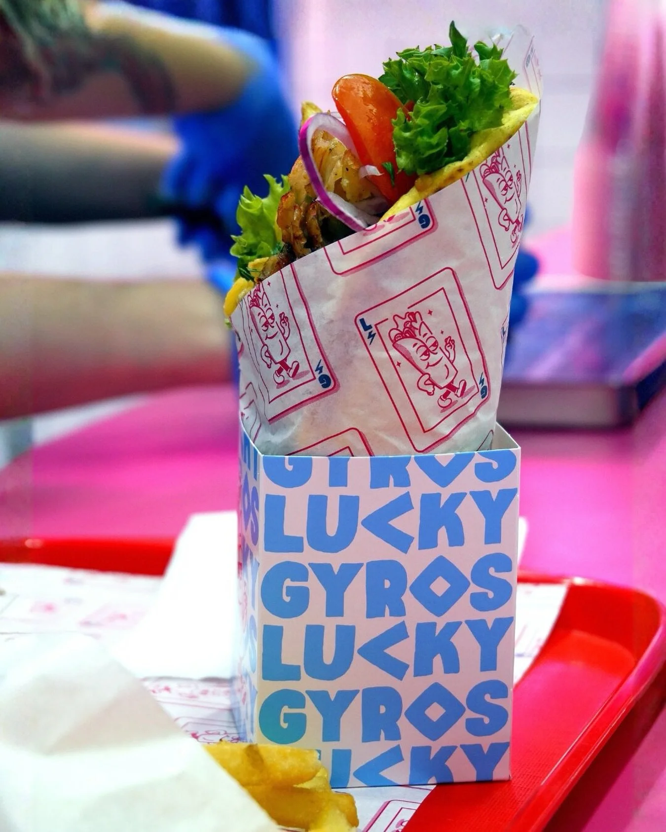 A proper lunch doesn&rsquo;t have to cost a fortune 🌯

Our Greek-style gyros are loaded with all the good stuff, made fresh and start from just &pound;7.99.

Find us in the @manchesterarndale food court.