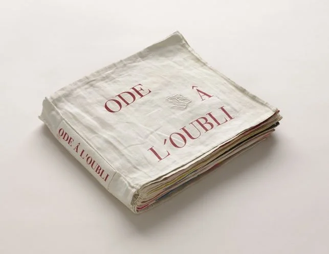 LOUISE BOURGEOIS, ODE À L’OUBLI - art book made from fabric