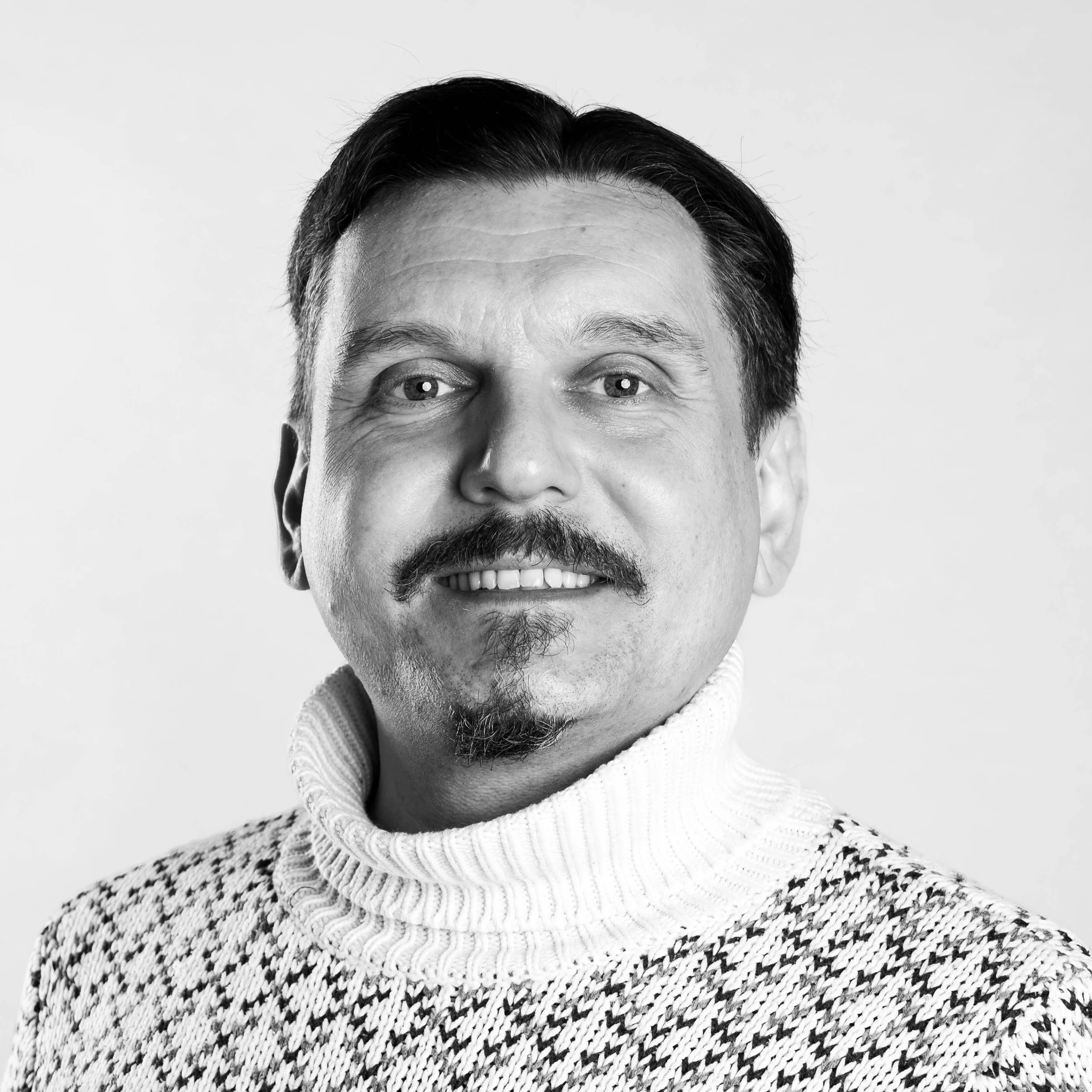 Daniel Pope Headshot