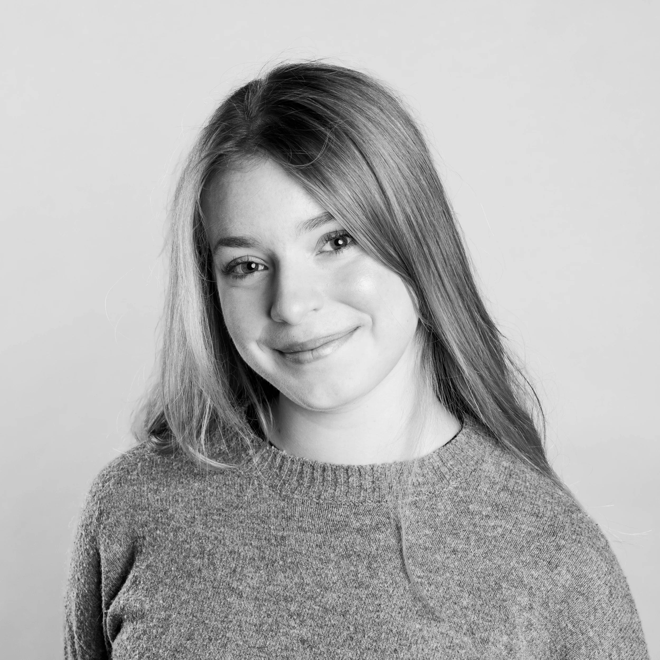 Amalia Fone Headshot