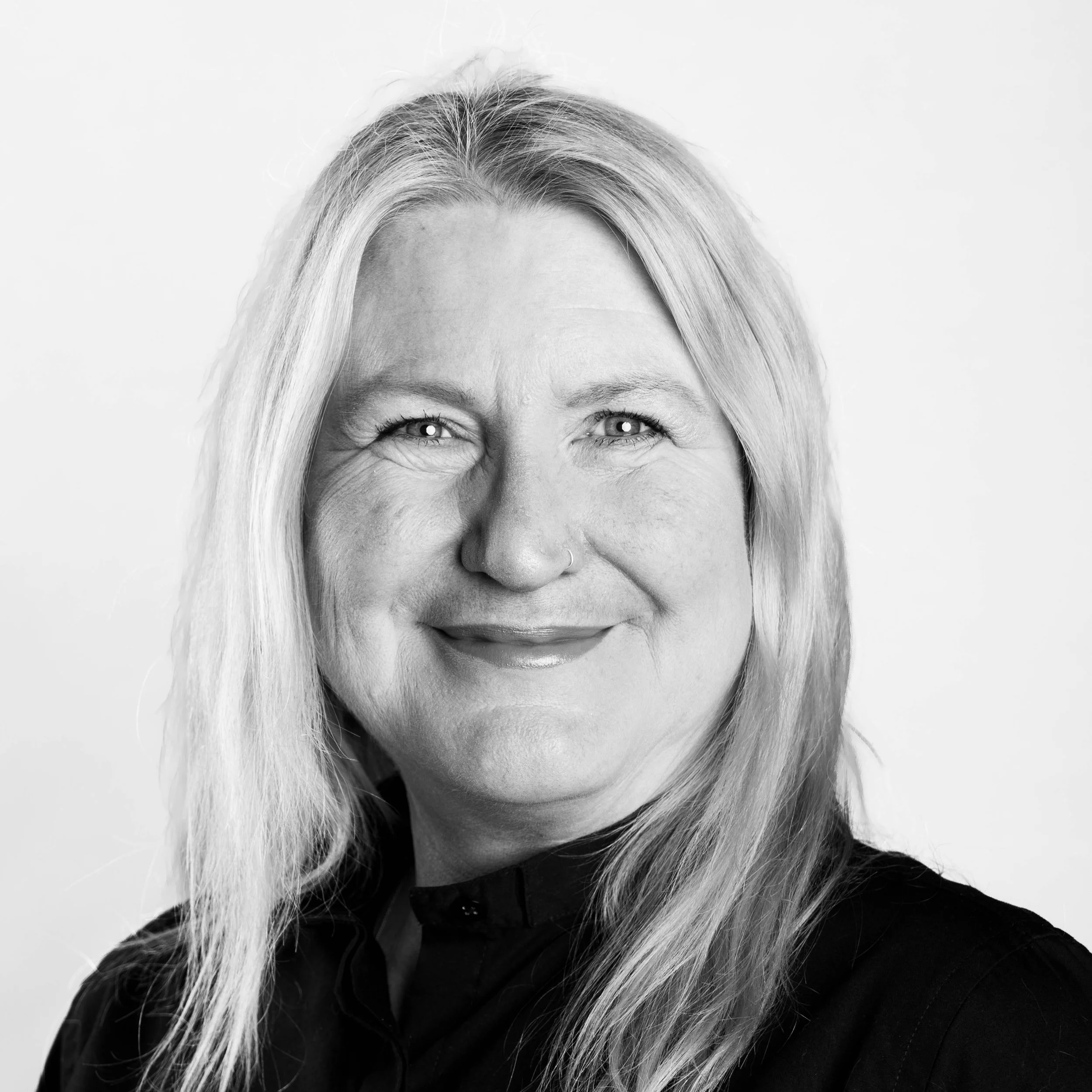 Claire Wood Headshot