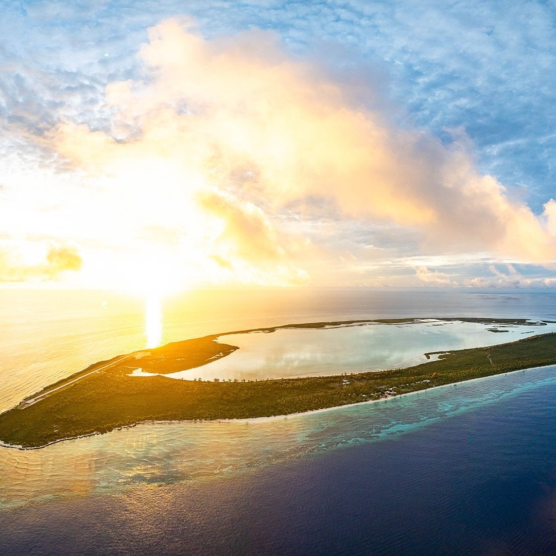 Golden Hour, Aldabra Style 🌅

End your day with a view like no other. Where would you love to watch this from&mdash;your villa, the beach, or while sailing the calm waters? ✨
&nbsp;
#AldabraIslands #LuxuryRetreat #Sunset #GoldenHour