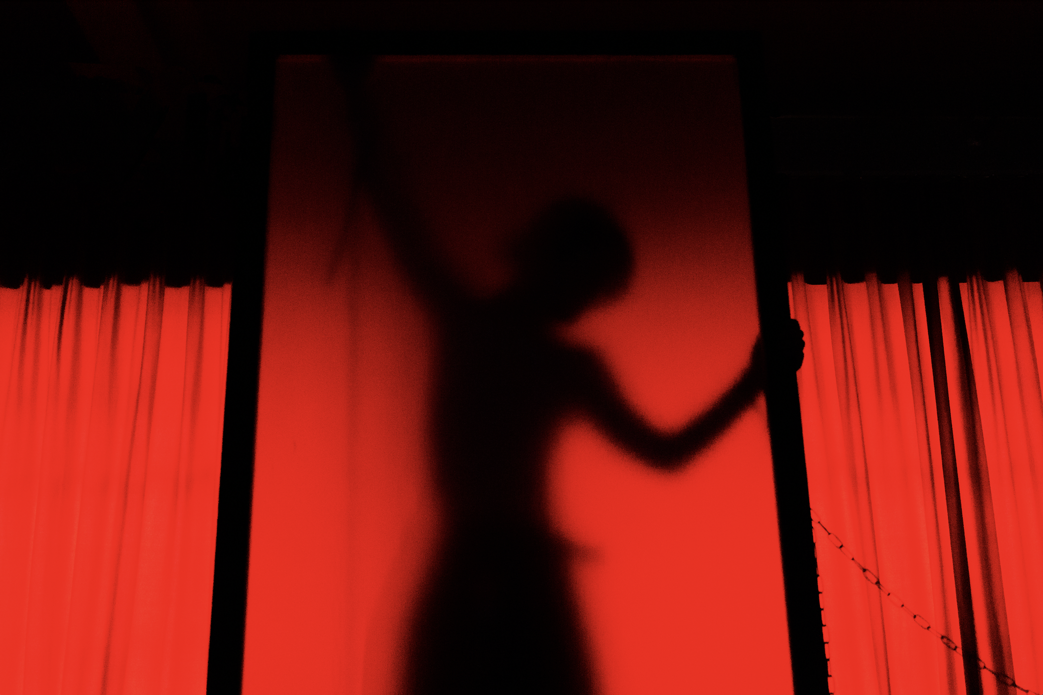 It’s a vast deep sea, with dark corners full of uncertainty
Searching for something in memory always feels exhausting
Memory is chaotic, dangerous, and deceitful
But forgetting is like the seabed of that vast ocean,  Wide and forgiving, it embraces e