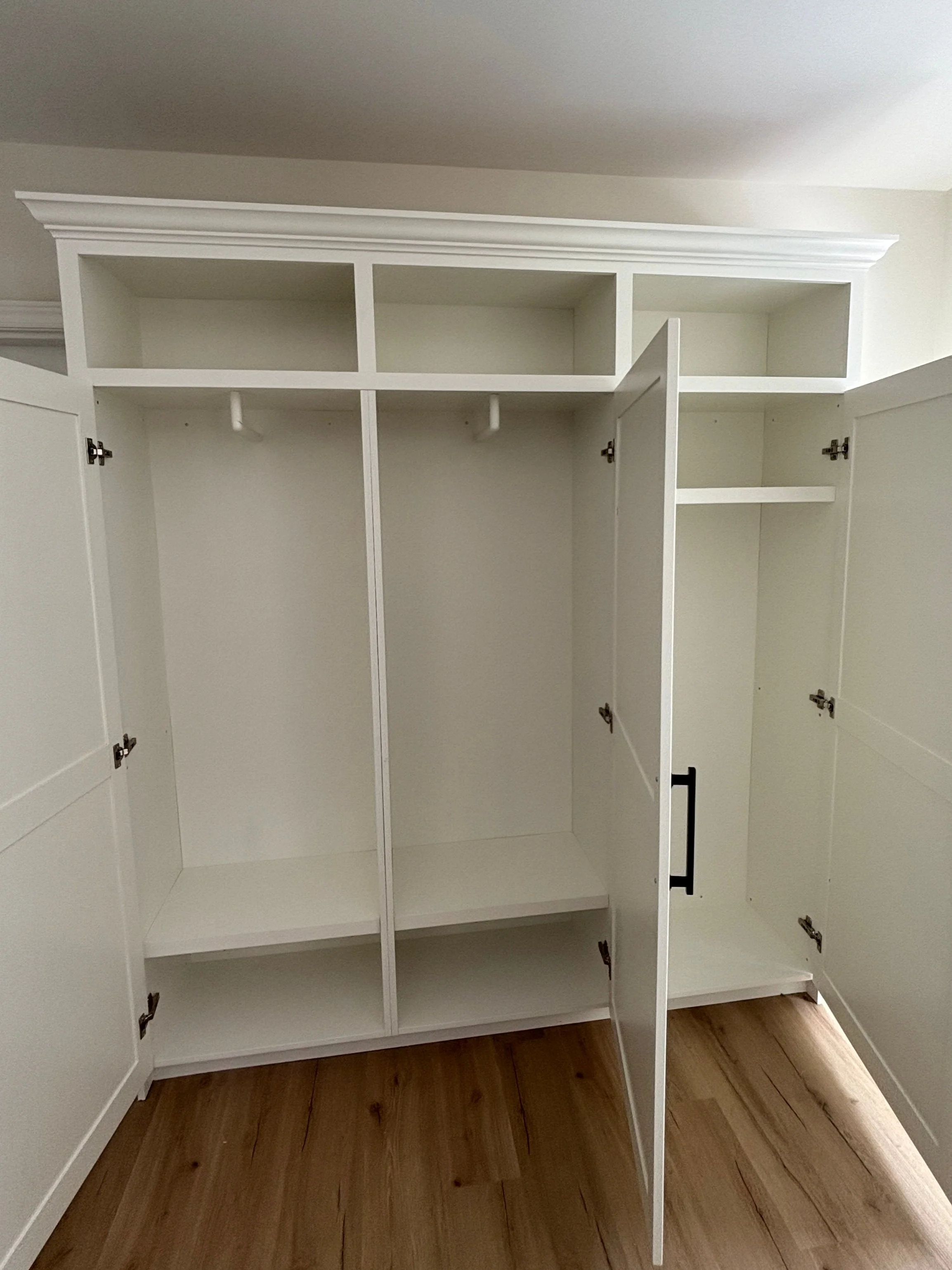 cupboard_inside.jpg