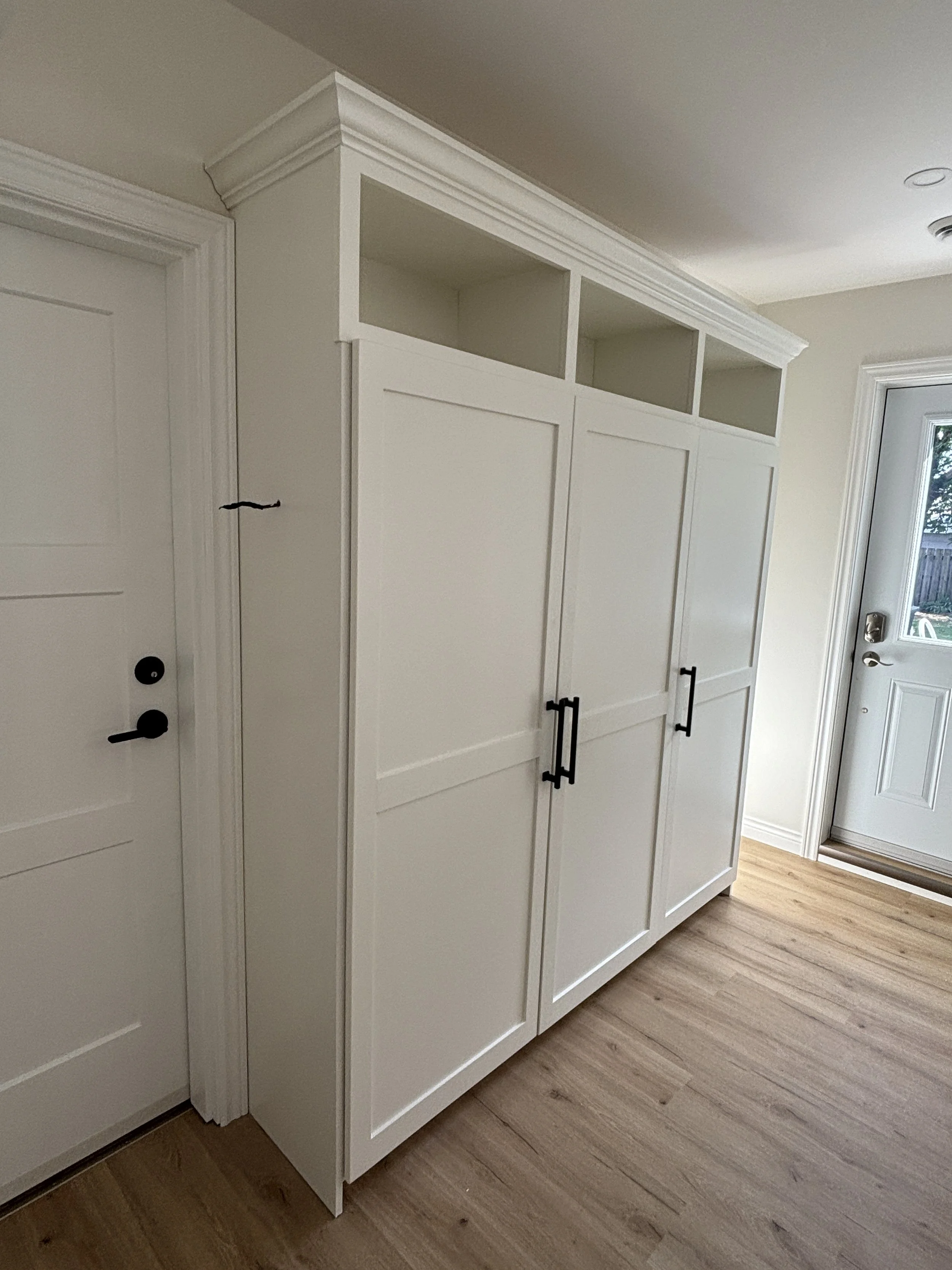 cupboard_side-1.JPG