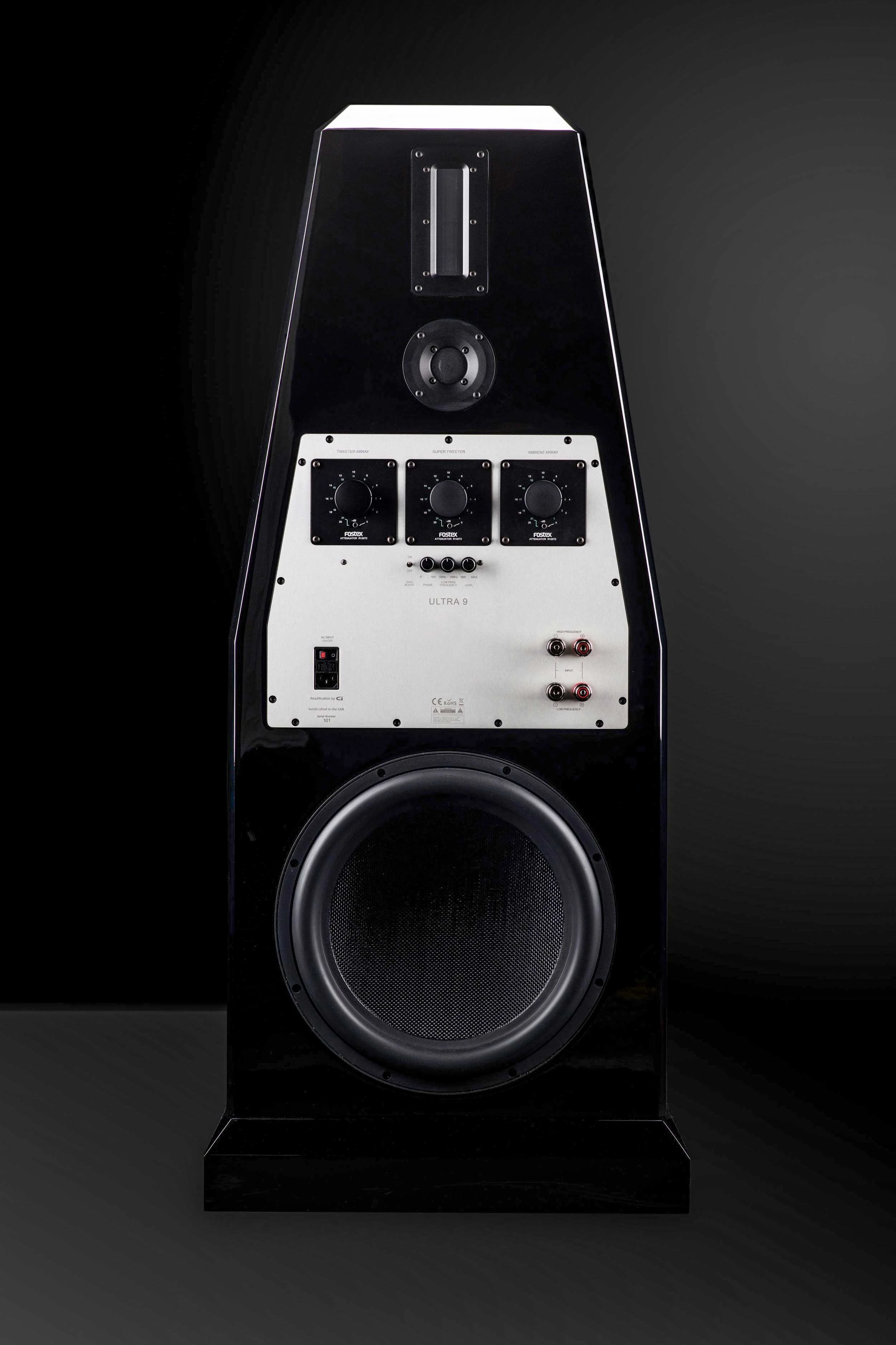 ULTRA.nine_Back_2500 × 3750_LIGHT_web.jpg