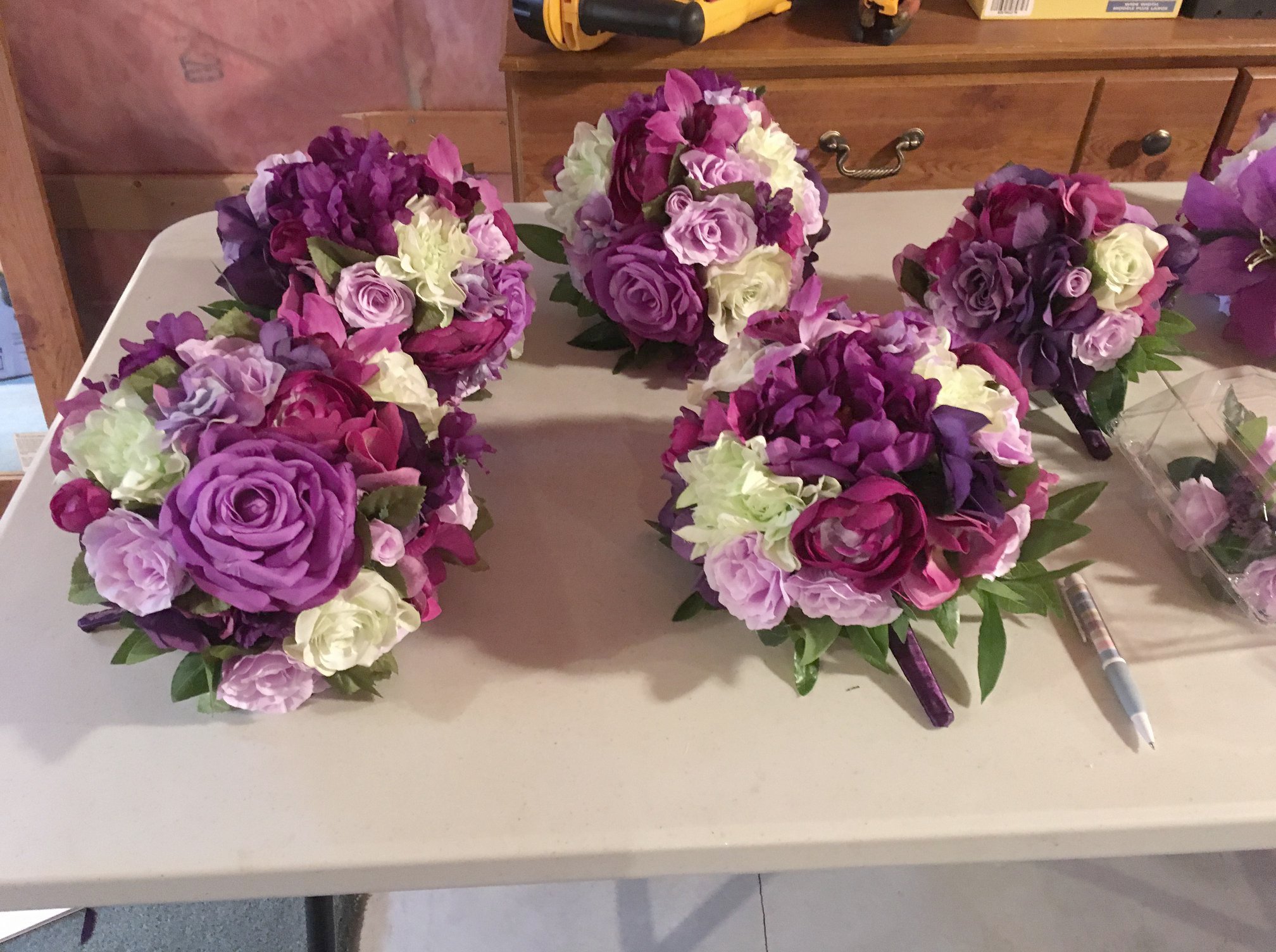 purple-dark-boquets.jpg