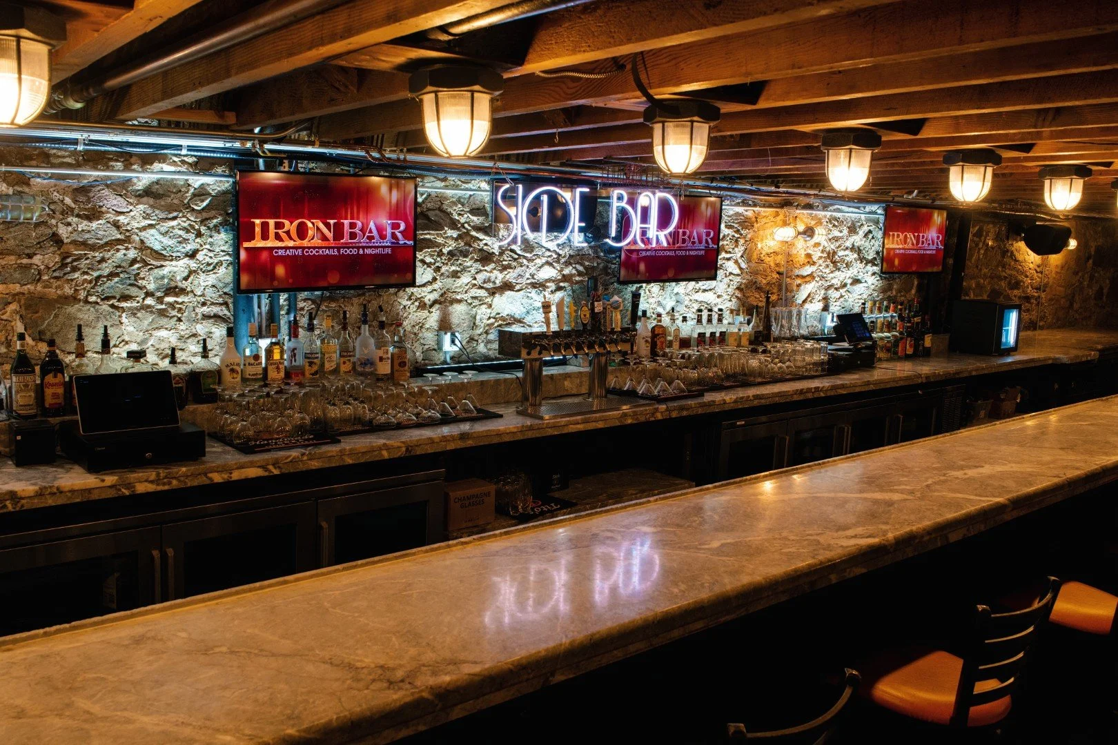 Side_bar_close (Large).jpg