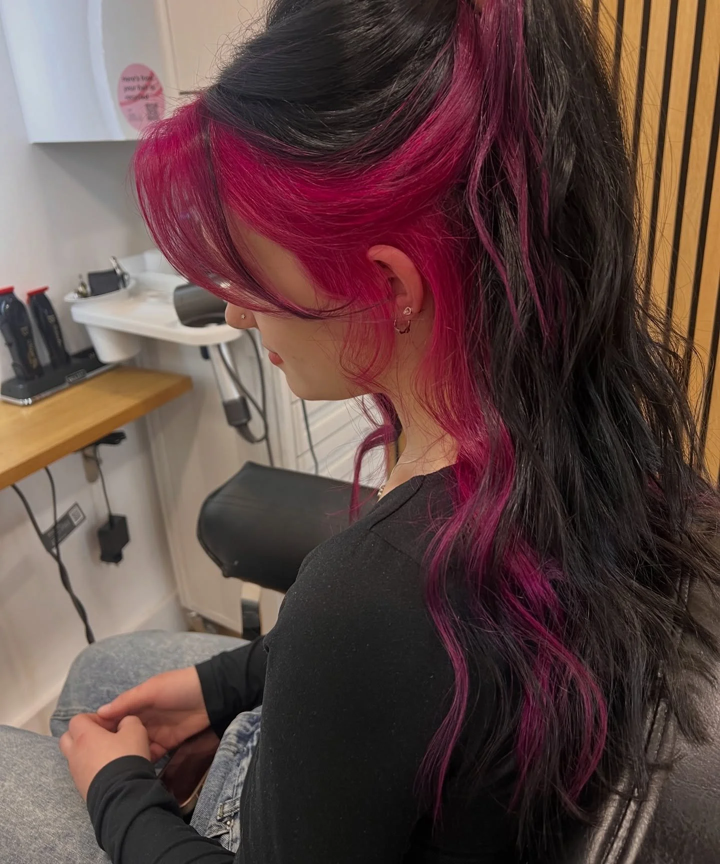 Full Makeover | Peek-a-Boo Halo ✨ (after &amp; before shots)

A complete transformation for this beauty 🤍
We refreshed the base, added depth and shine, and created a peek-a-boo halo for a pop of colour that reveals itself through movement. Finished 