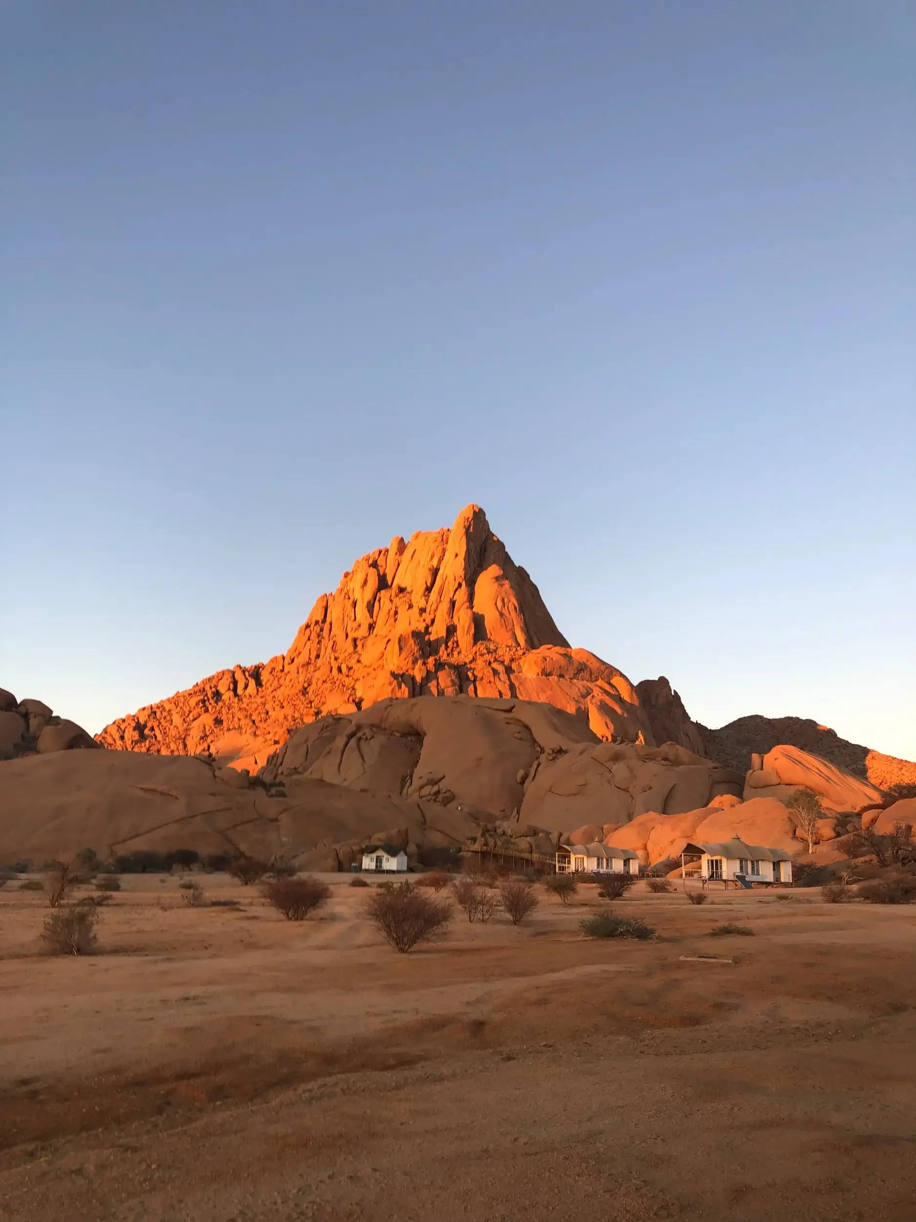 26.08.2021: Namibian Mountains 