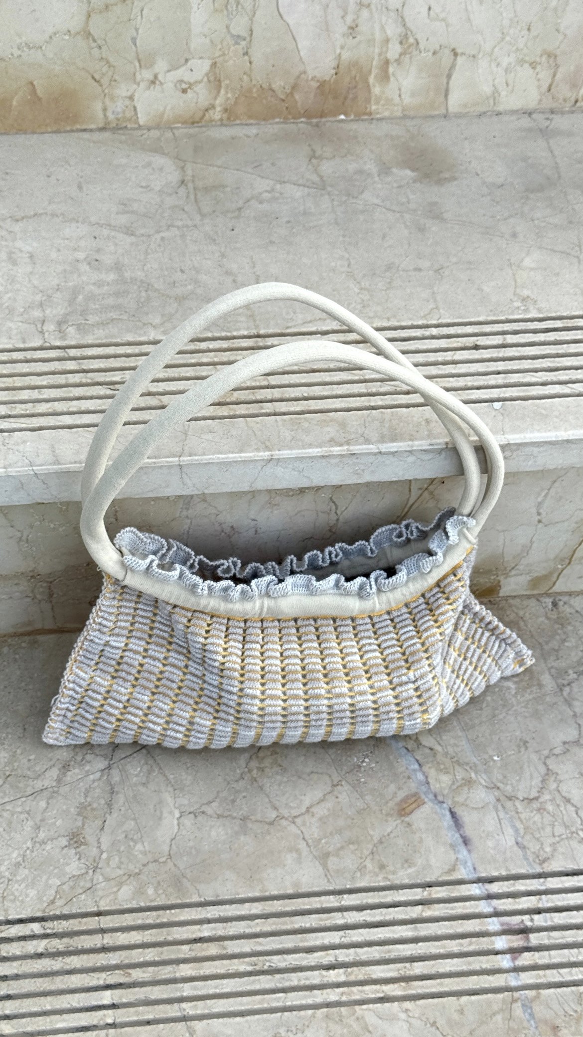 Lia Reversible Bag - Oatmilk