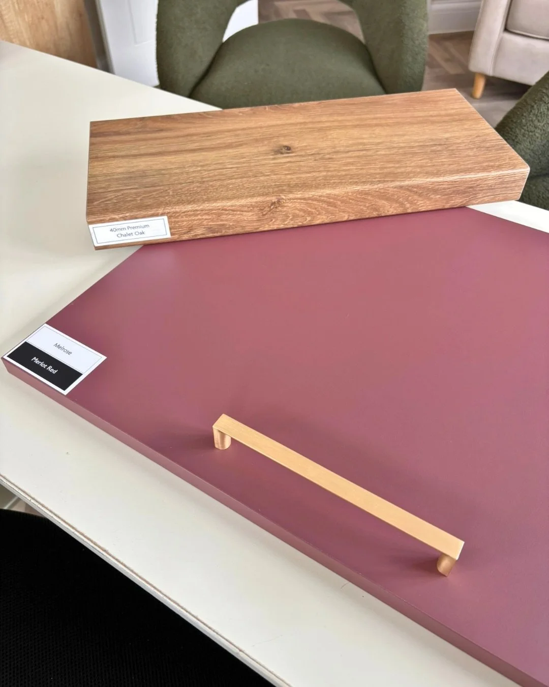 Designing your dream kitchen is one of the most exciting parts of buying a new home 🤍✨

Depending on the build stage of your plot at Lime Grove, you can personalise your home with a huge range of kitchen and interior choices to truly make it your ow
