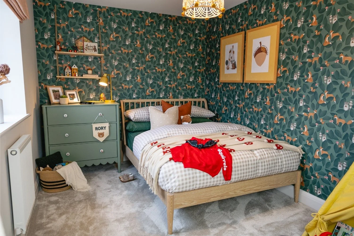 Fourth bedroom 5.jpg