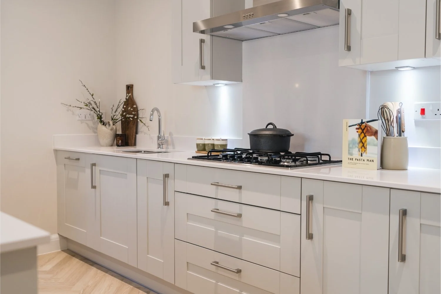 Kitchen 1.jpg