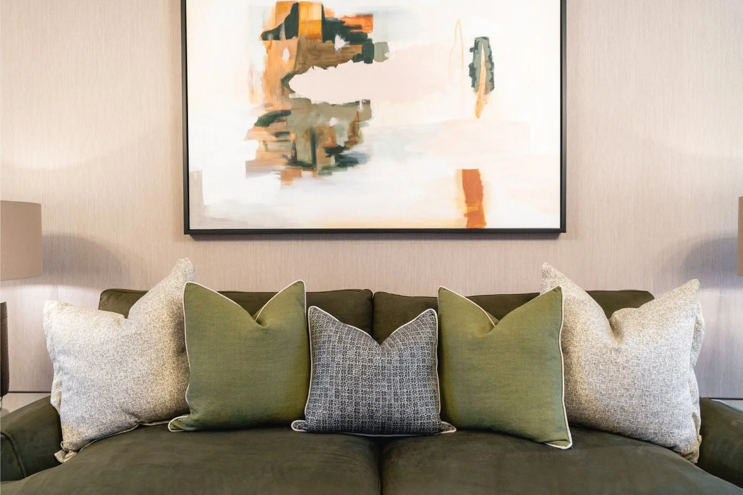 Living room 12.jpg