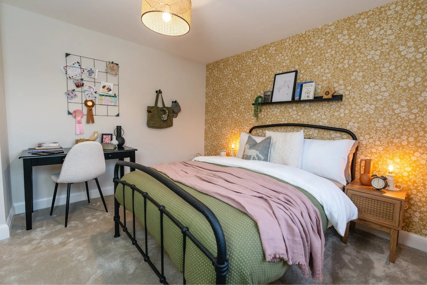 Third bedroom 2.jpg