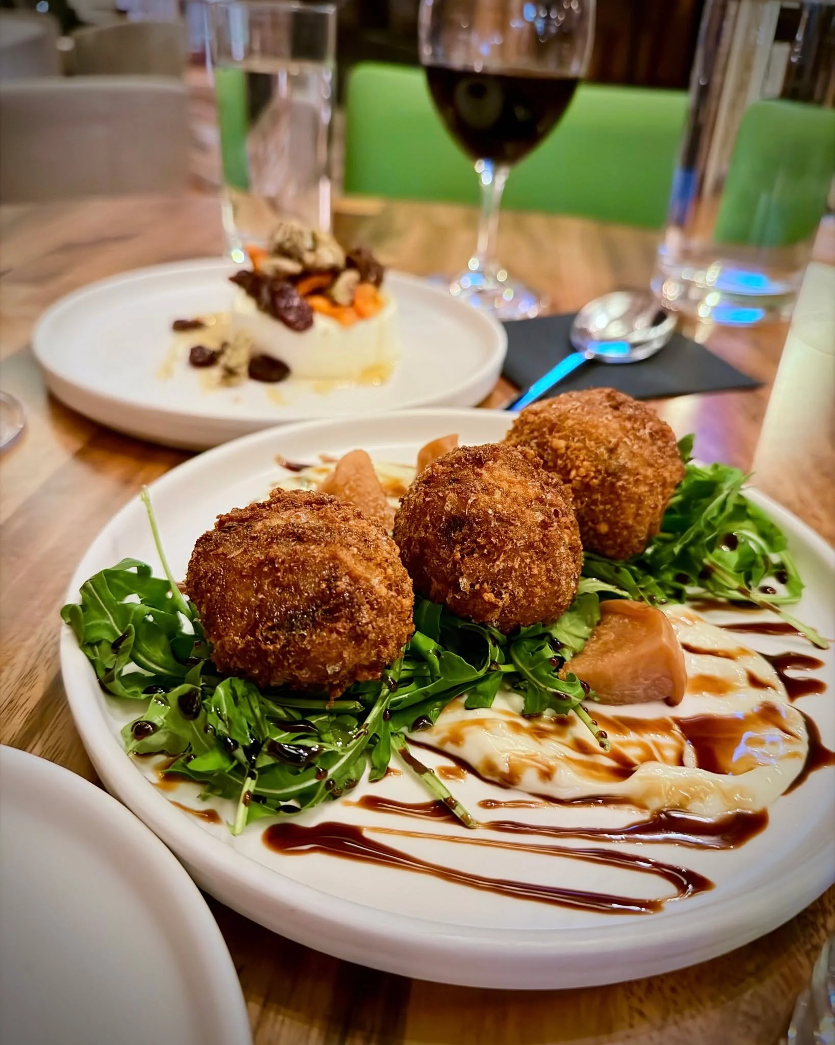 ✨ The Salted Mill Experience ✨
My husband and I had our Friday night date night at Salted Mill, and it did not disappoint.

@salted_mill  offers fresh, innovative New American cuisine in the heart of Walla Walla&mdash;blending traditional American fl