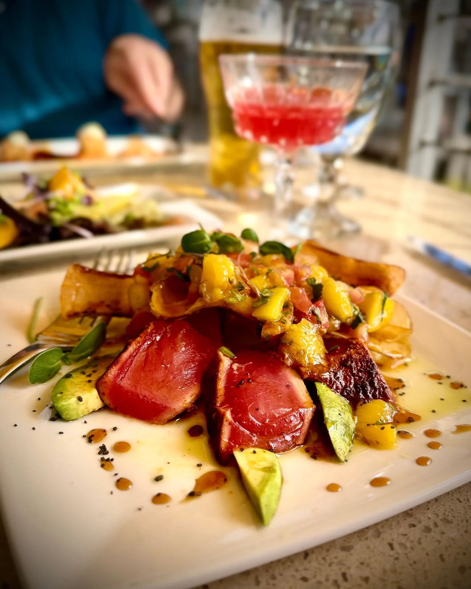 Friday night date night with my husband started with the seared ahi from @tmacs_ww &mdash;always a good choice.

Spring Release weekend is such a fun time to be in Walla Walla. The energy around town shifts, the sidewalks are a little busier, and it&