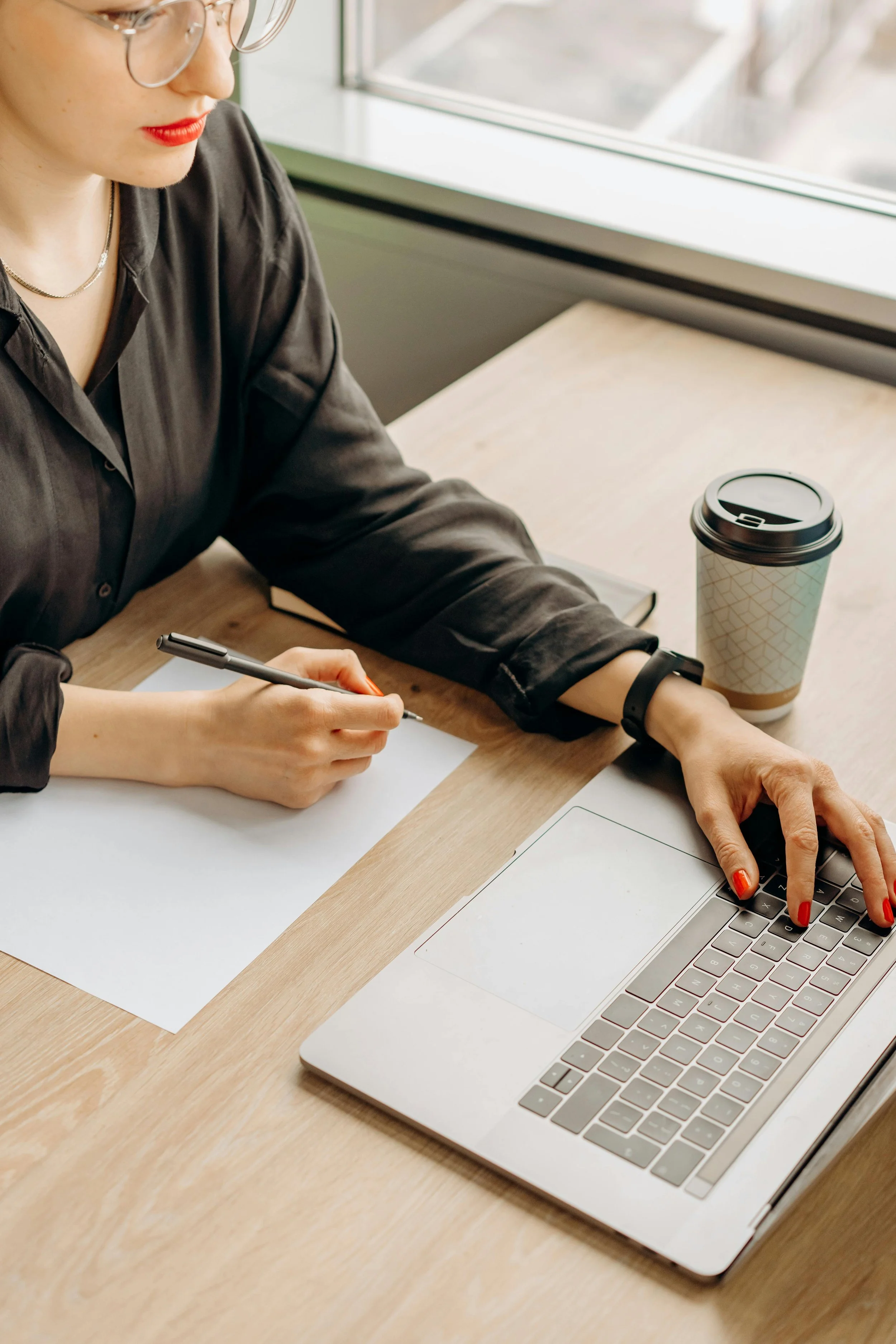 woman learning how to have her wellness business show up in Google search from an seo strategist