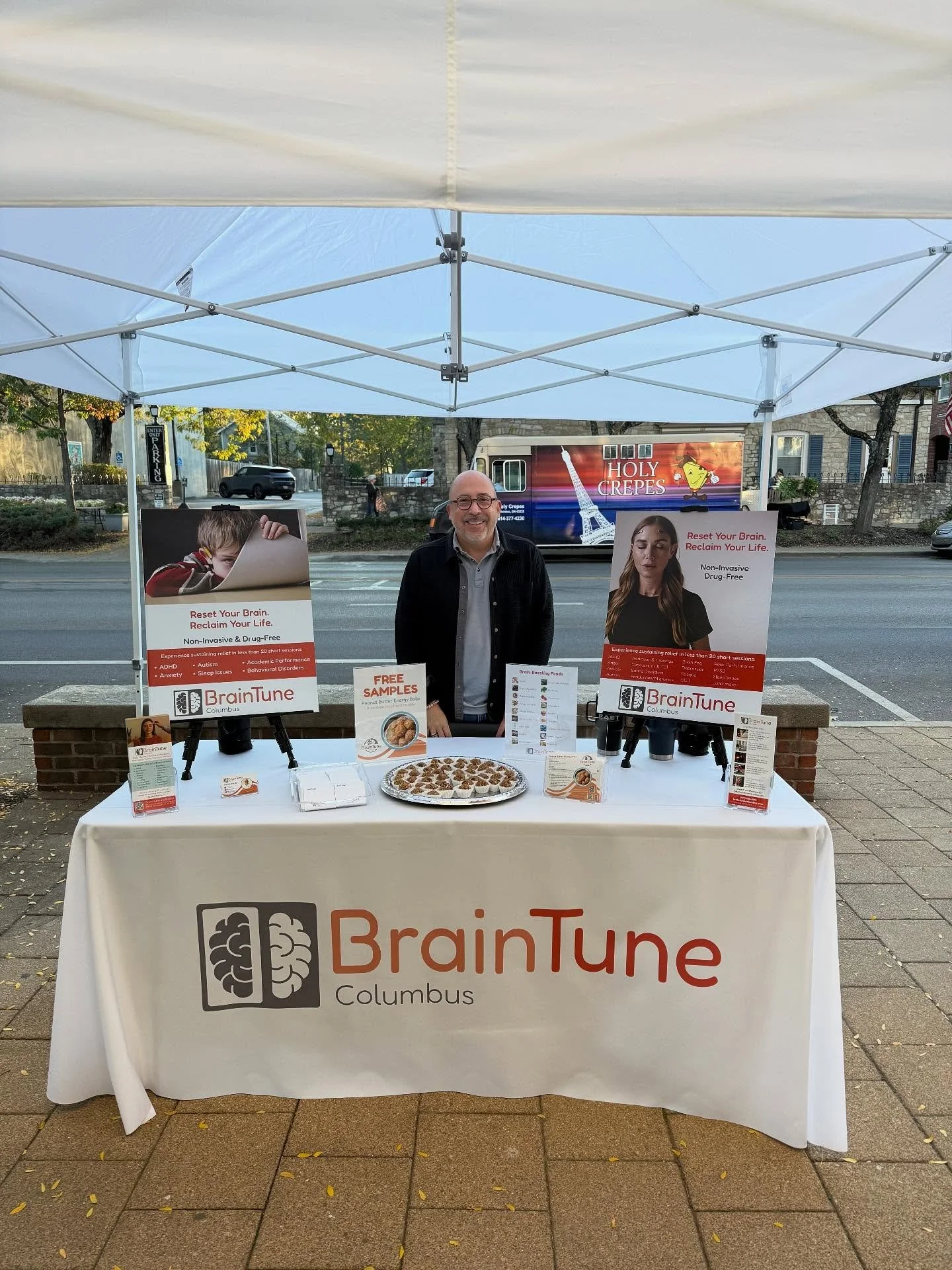 What a big day for the market! We have @braintunecolumbus with us as today’s sponsor, @cookingcaravan is doing a veggie chili demo today at 9:30a, and we have @hamsasindiankitchen and Jay’s Balls, Bars and Butters set up for a preview day