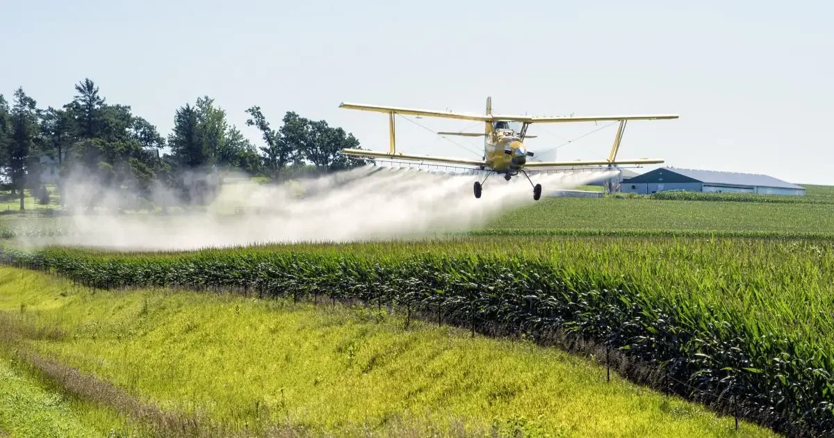 CALPIRG: Tell the EPA: Restrict 2,4-D, a dangerous, drifting pesticide