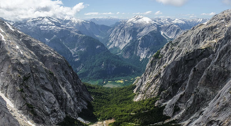 Guardian: 133,000 hectares of Chilean Patagonia preserved after local fundraising