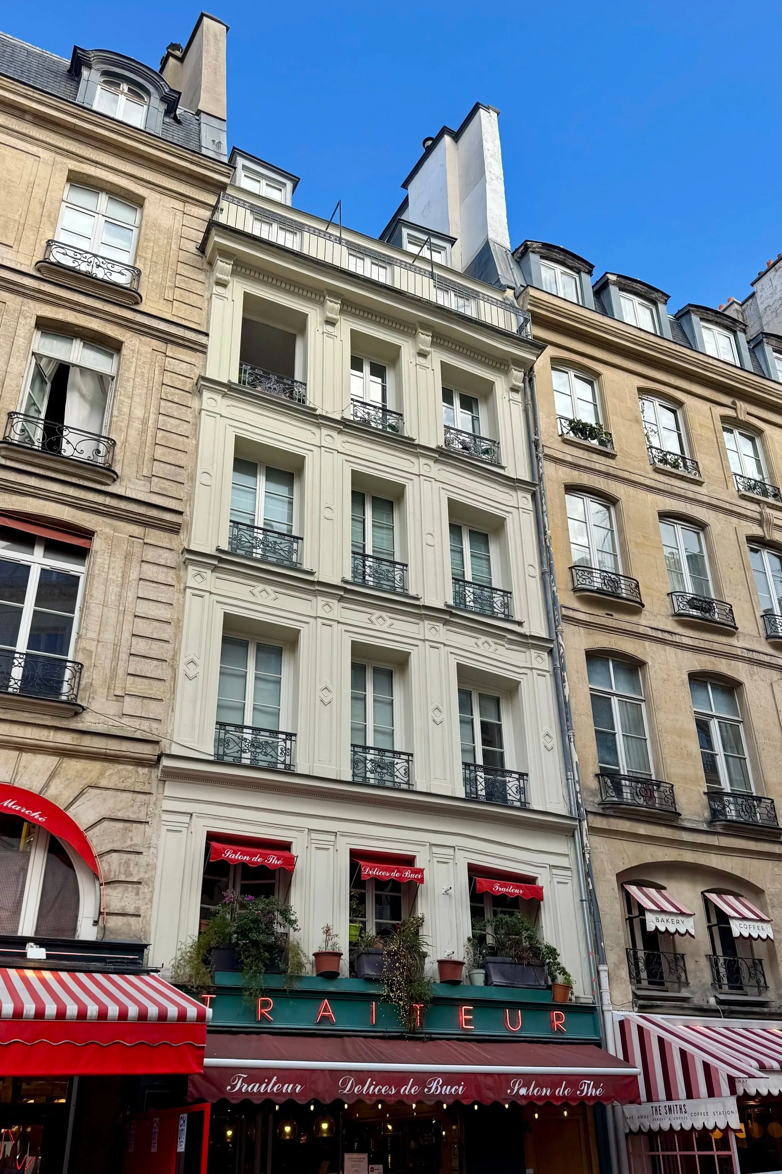 Saint-Germain-des-Prés | Paris Travel Guide | Travel Bug