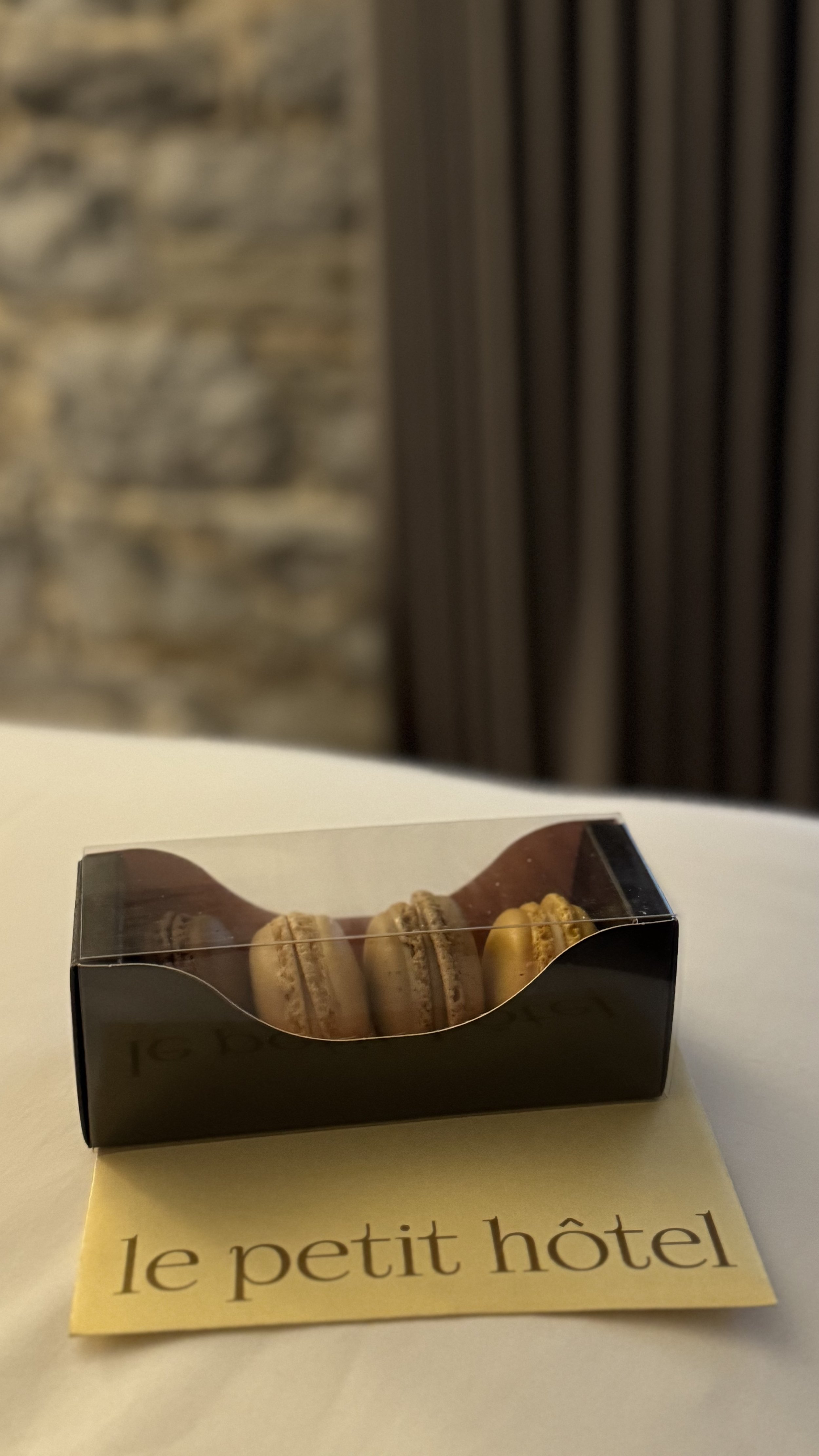 Travel Bug Travel Guides | Le Petit Hotel, Old Montréal | Best Hotels Old Montreal