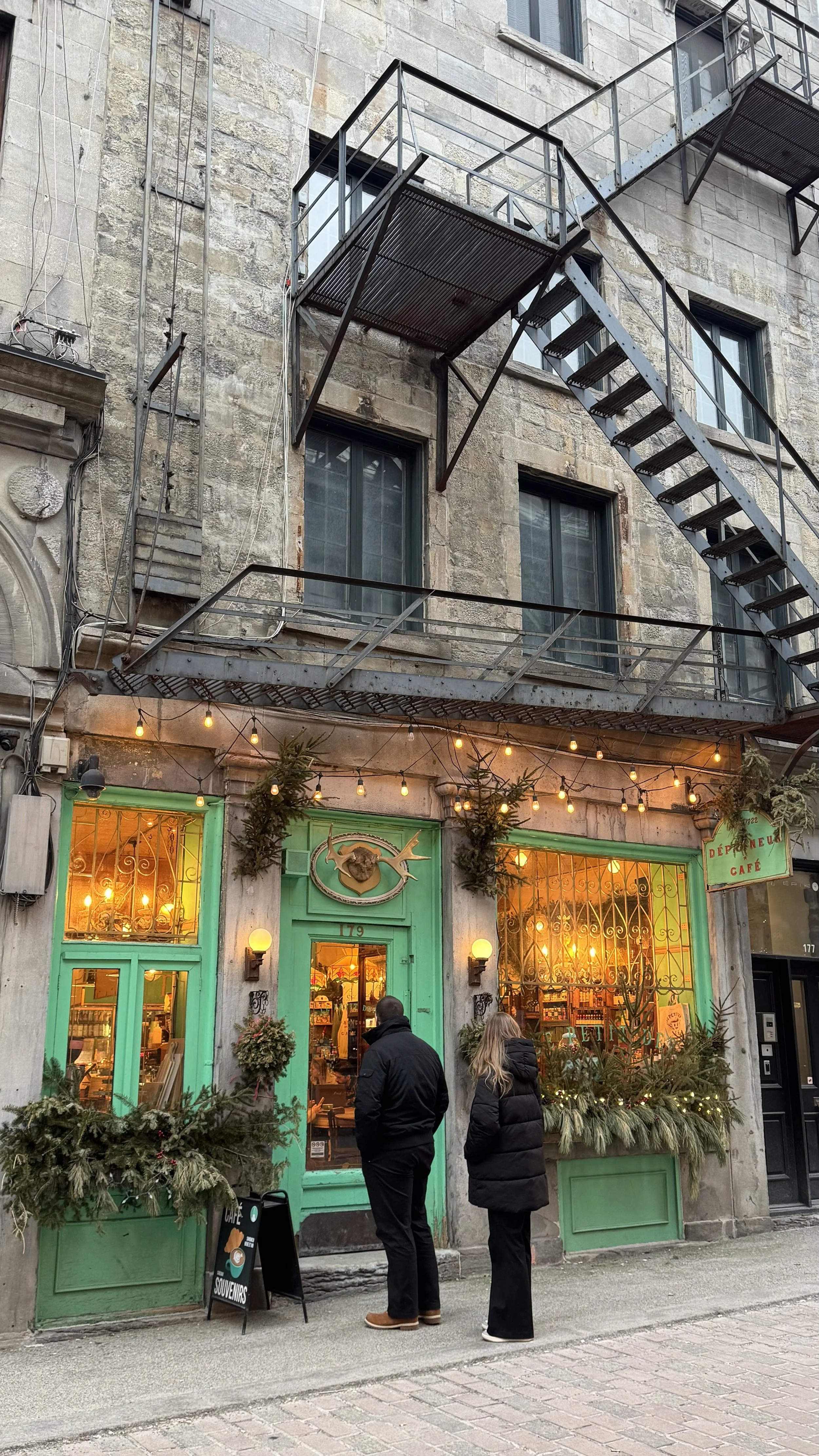 Travel Bug Travel Guides | Things to Do Old Montréal