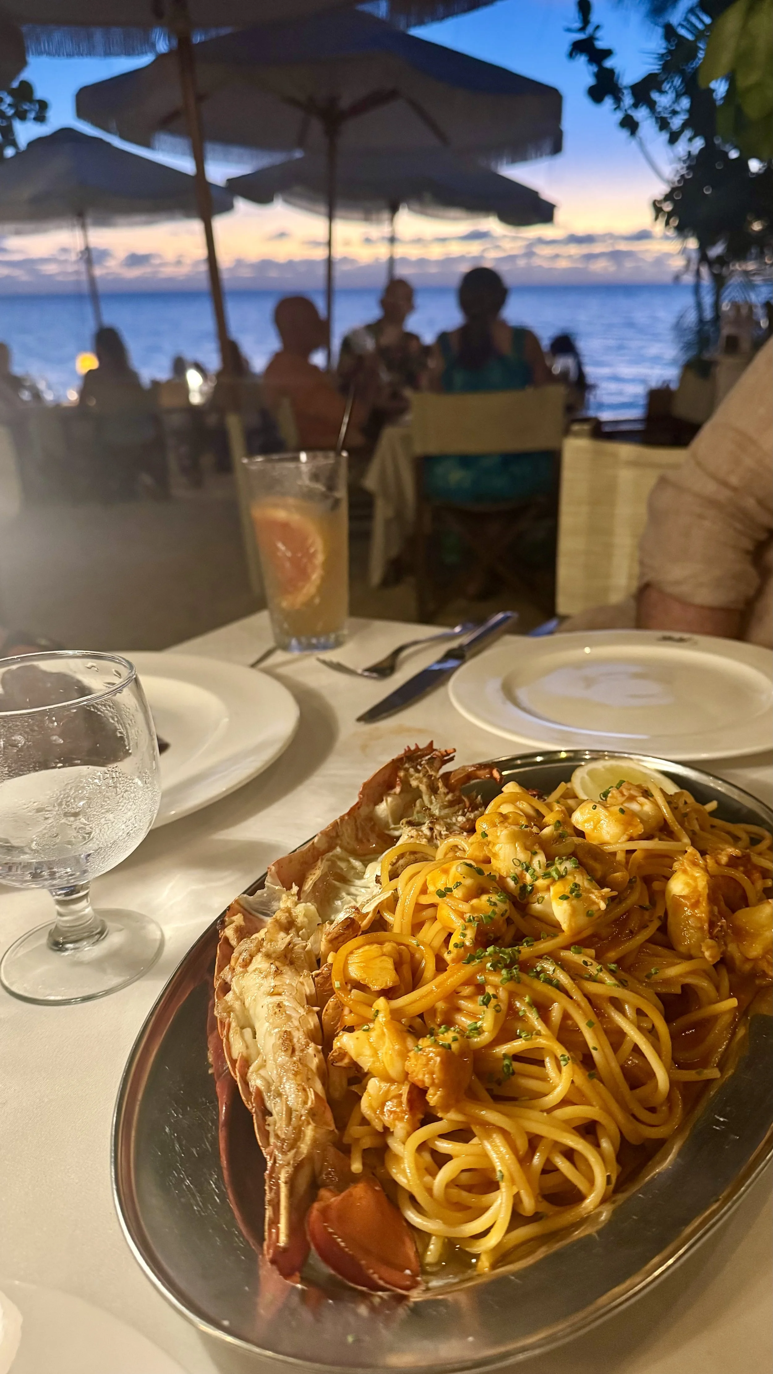 Tillies, Palm Heights | Grand Cayman Travel Guide | Travel Bug