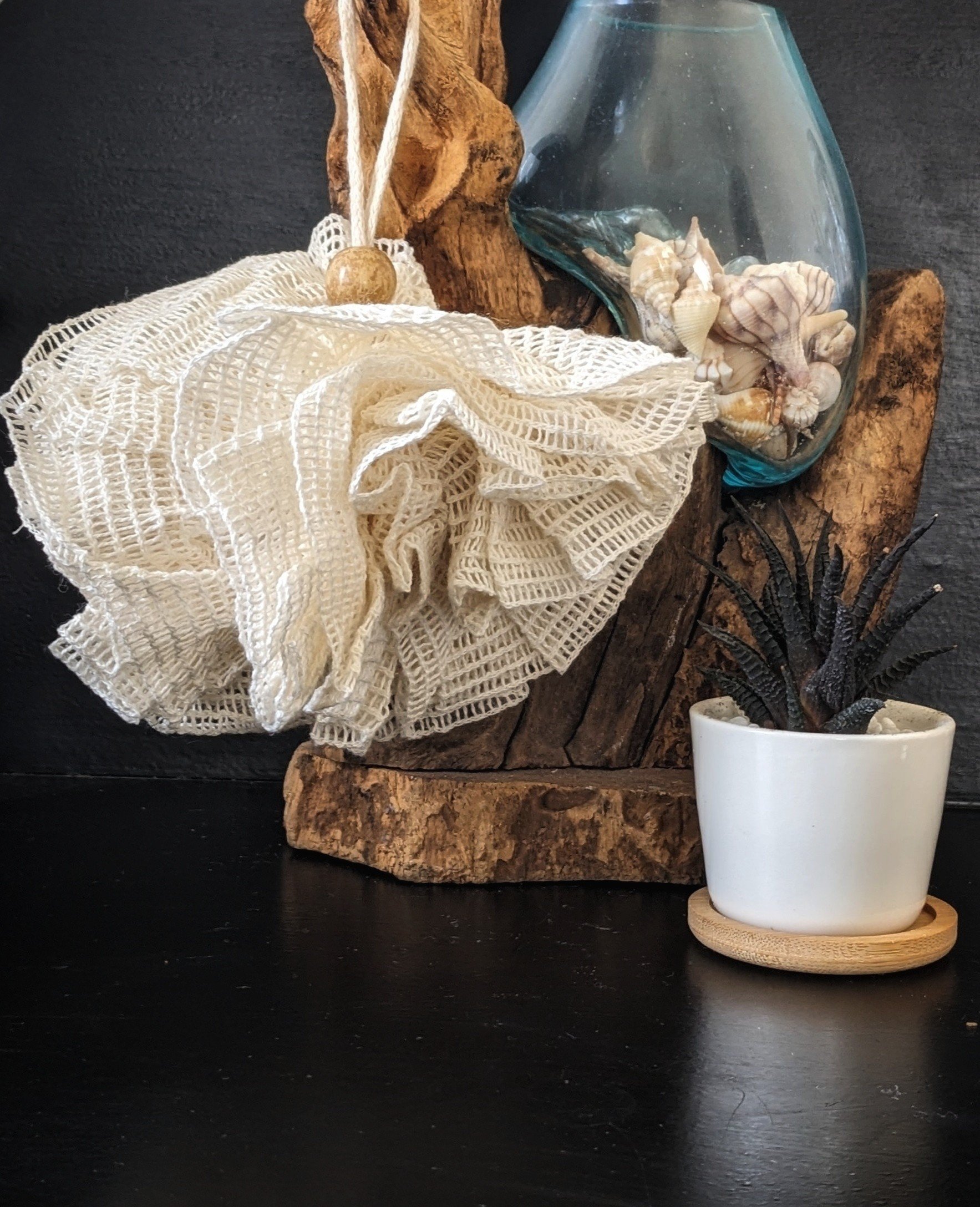Product Spotlight: Ramie Shower Poof – Natural Lather for a Refreshing Cleanse
