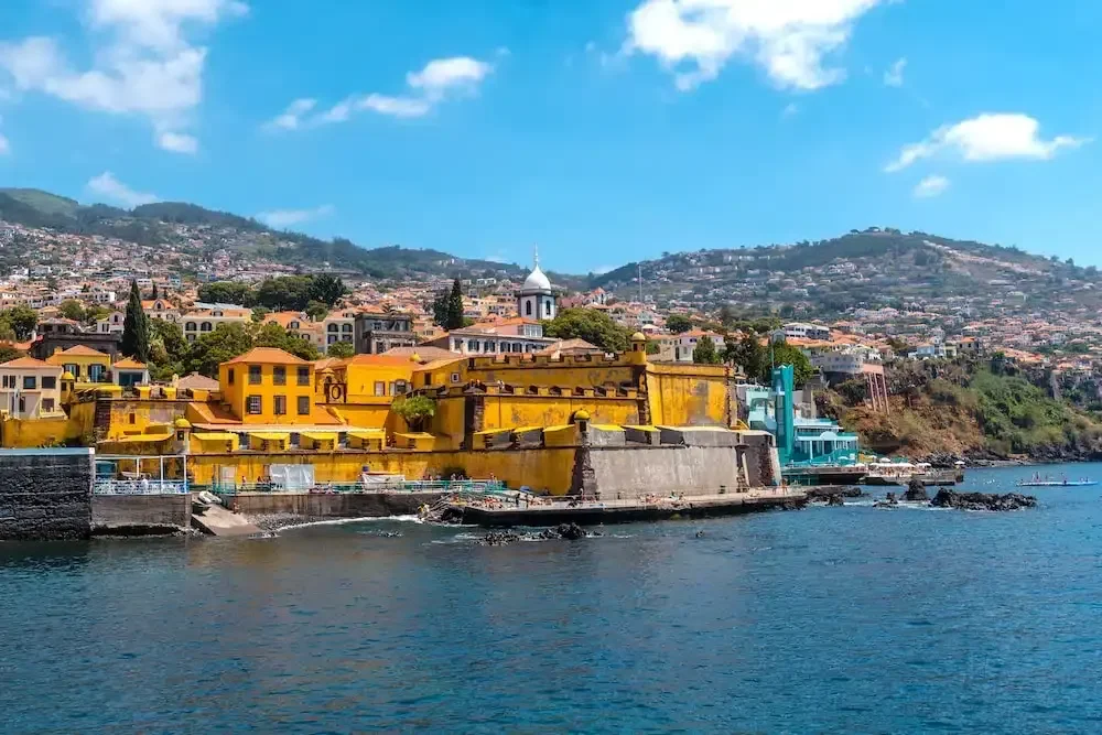 madeira-things-to-do-in-funchal-tips-title.webp